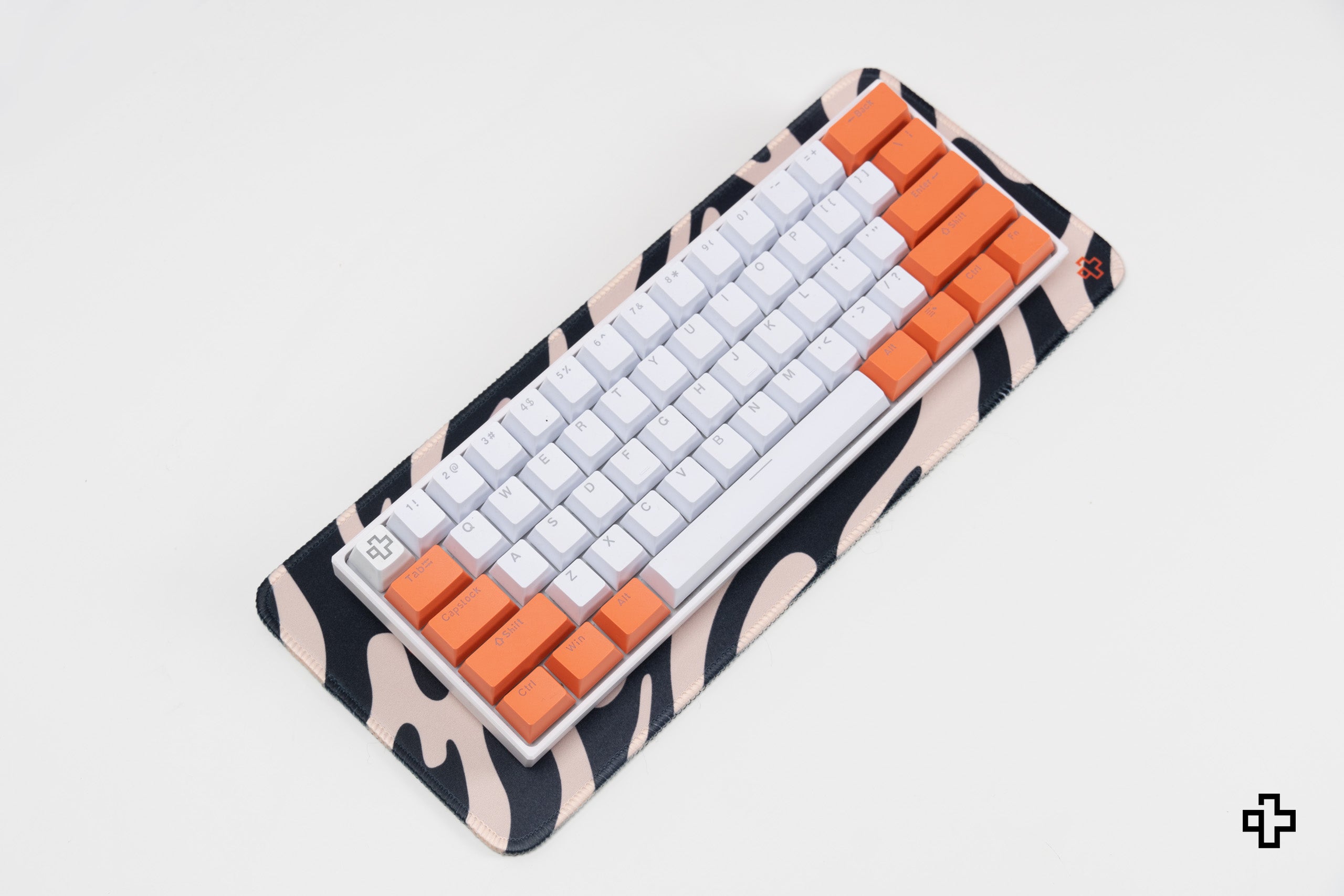Alfombrilla de Teclado 4mm Bordes Cosidos