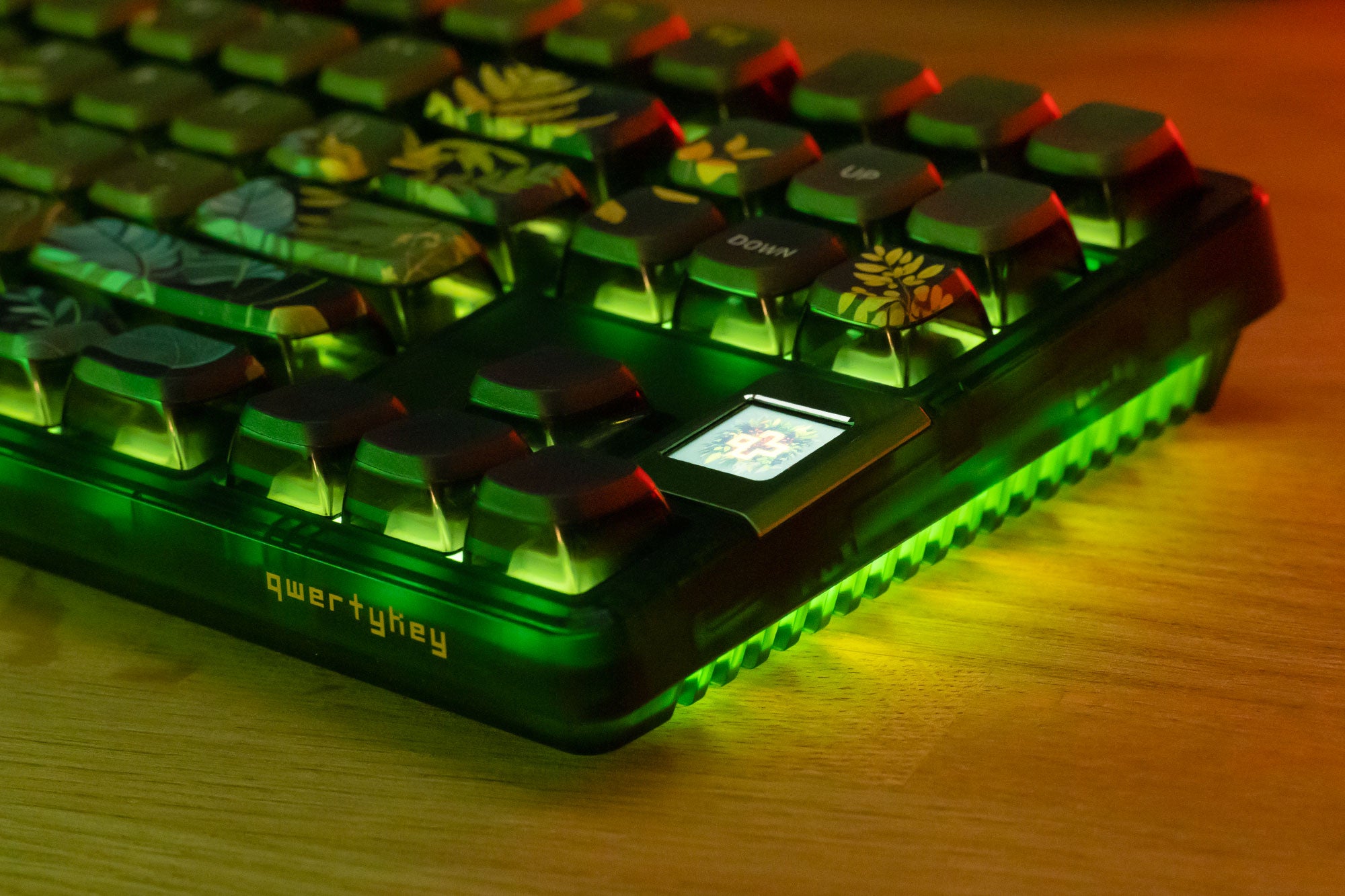 QwertyKey80 Leaf Bluetooth Draadloze Hotswap RGB QMK/VIA Gasket Gemonteerde Mechanische Gaming Toetsenbord met Scherm