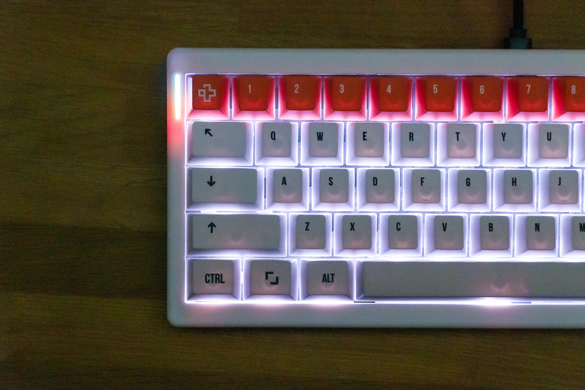 QwertyKey61 PRO Alba Hotswap RGB VIA Gasket Mounted Gaming Tastatur