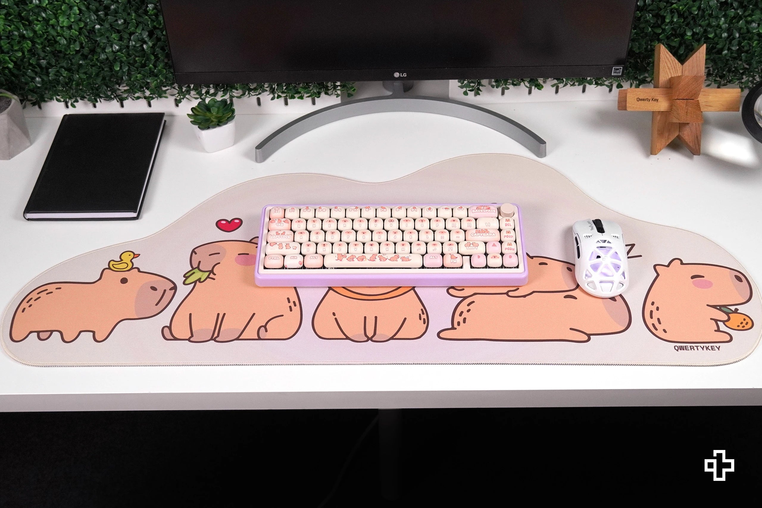 Deskmat Podkładka pod mysz QwertyKey Kapibara 4mm obszyte krawędzie