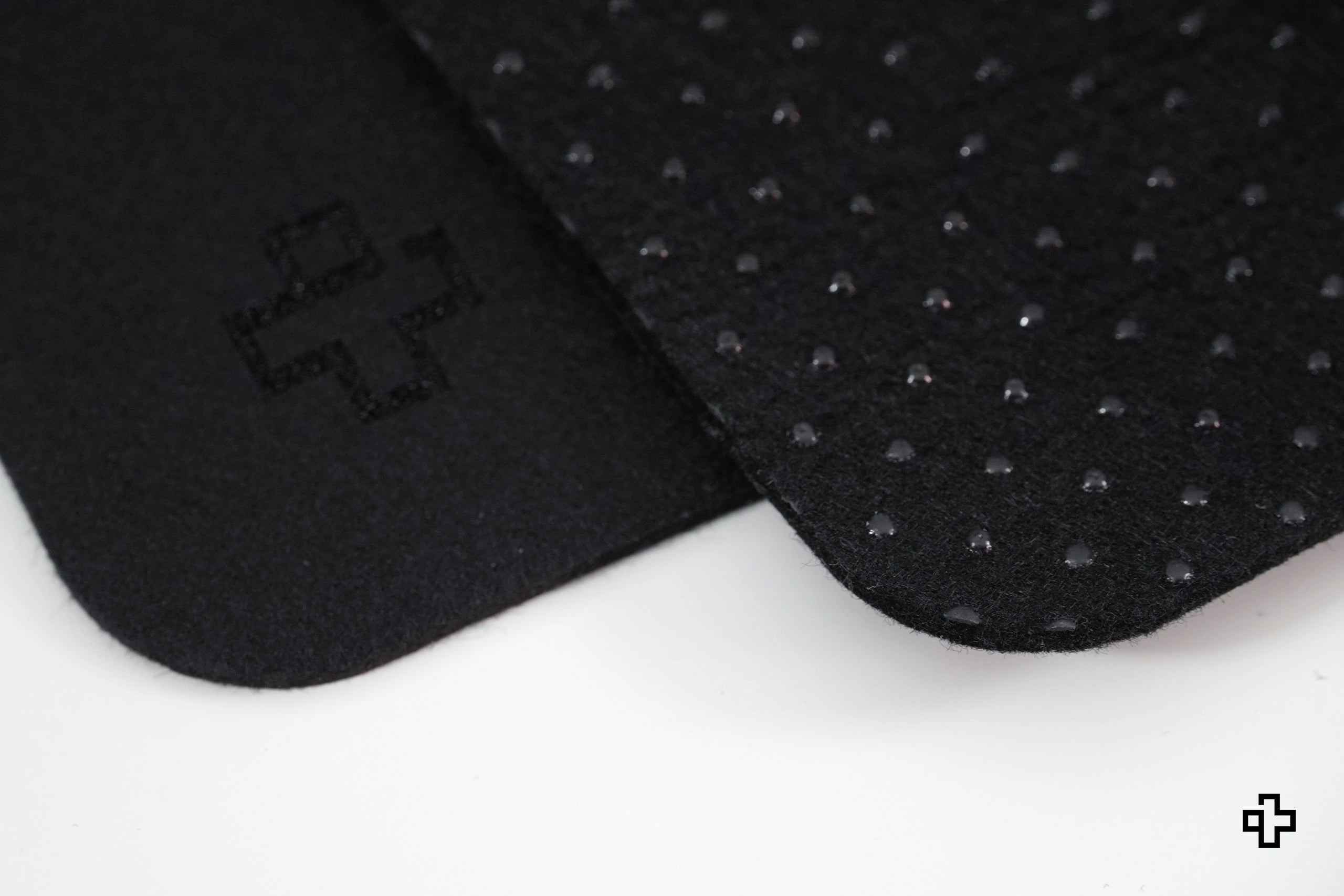 Tapis de bureau souris QwertyKey en feutre noir