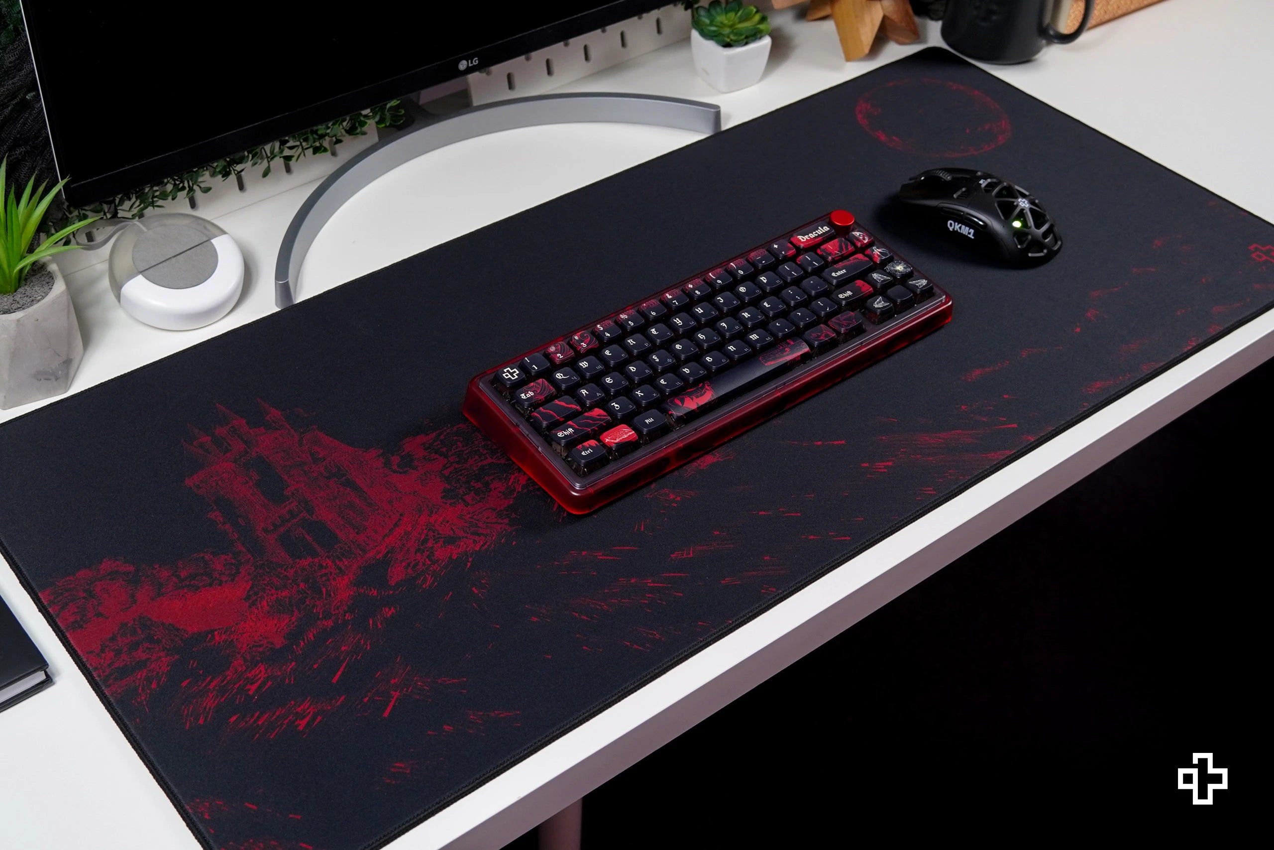 Deskmat Souris QwertyKey Dracula 4mm bords cousus