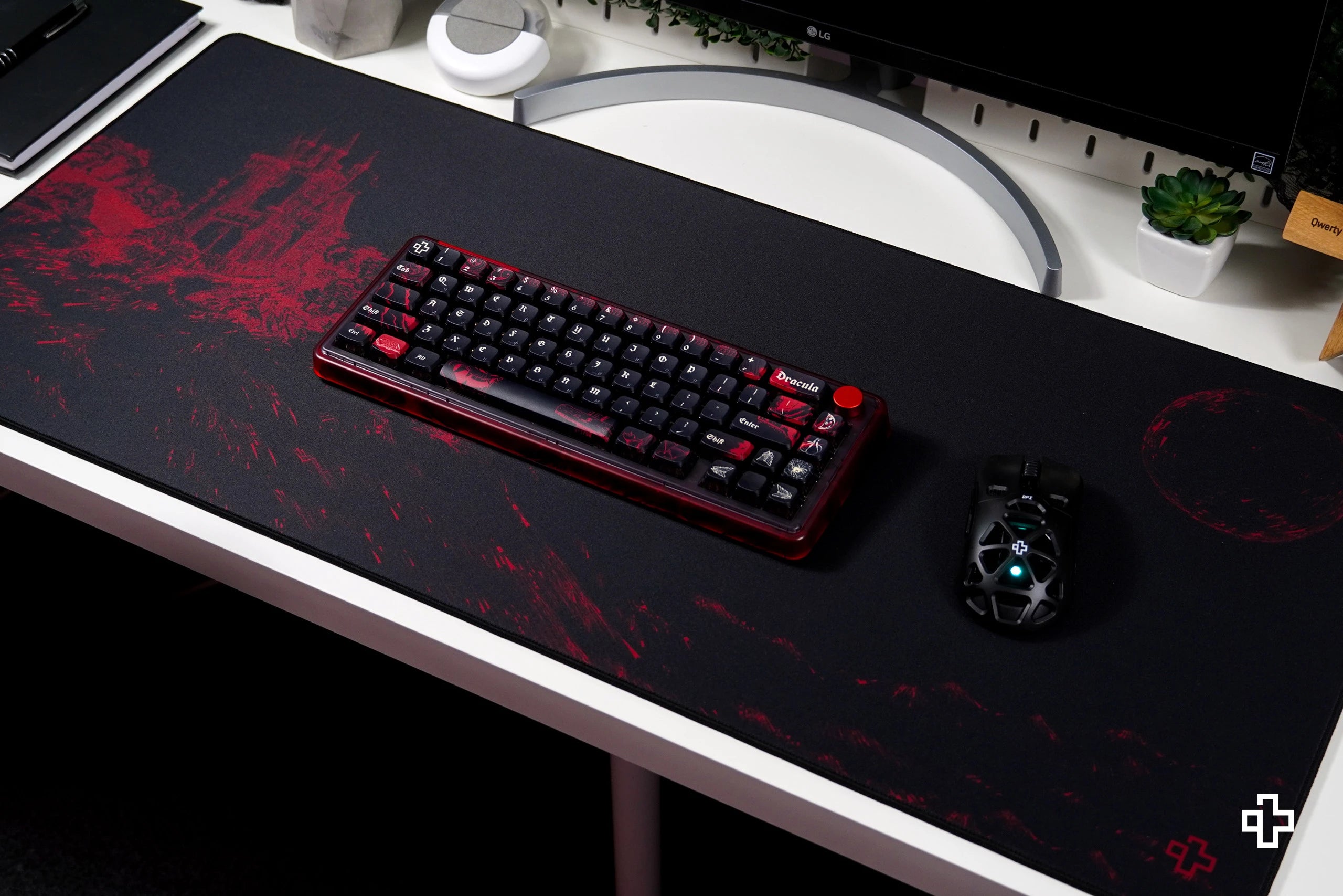 Deskmat Souris QwertyKey Dracula 4mm bords cousus