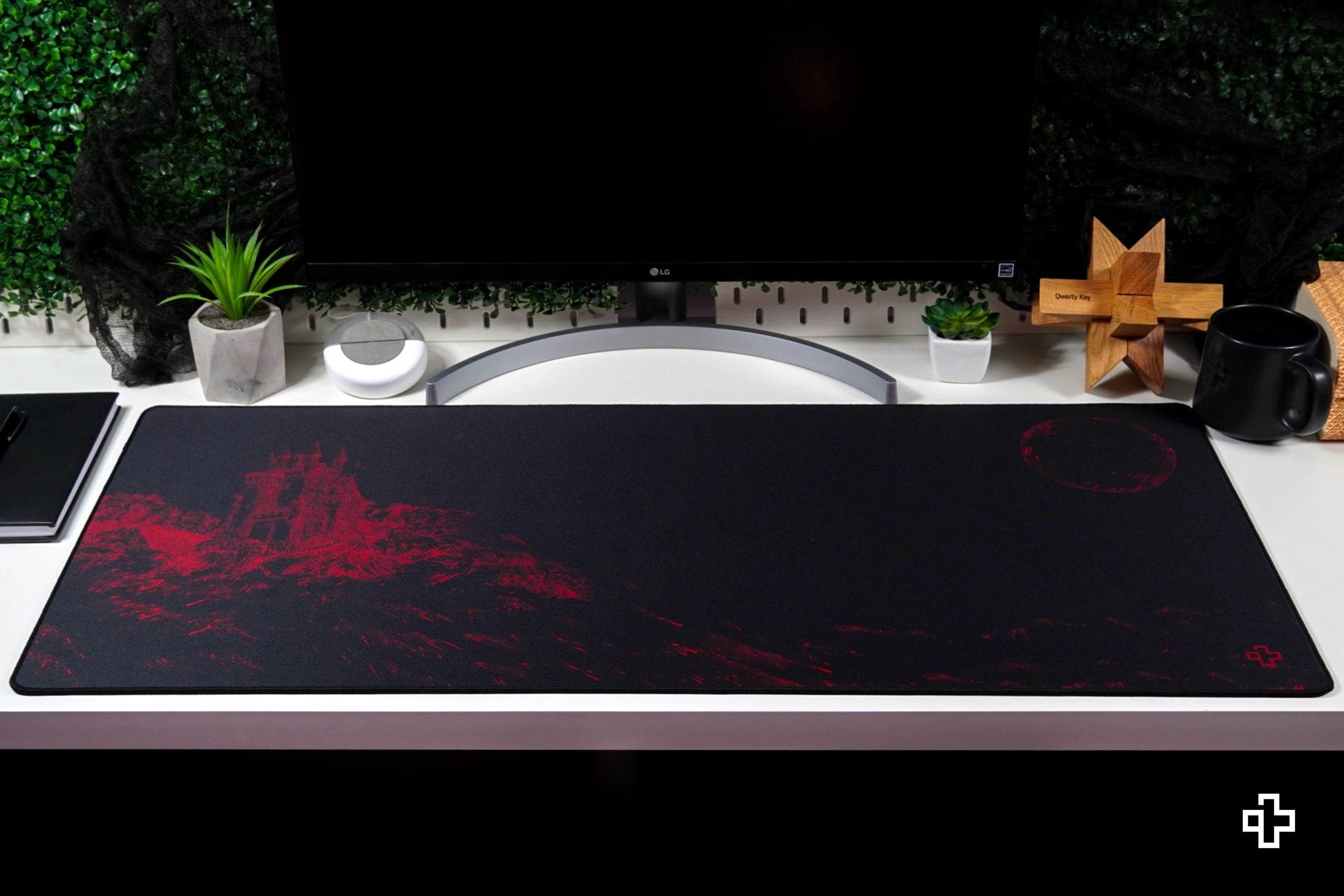 Deskmat Souris QwertyKey Dracula 4mm bords cousus