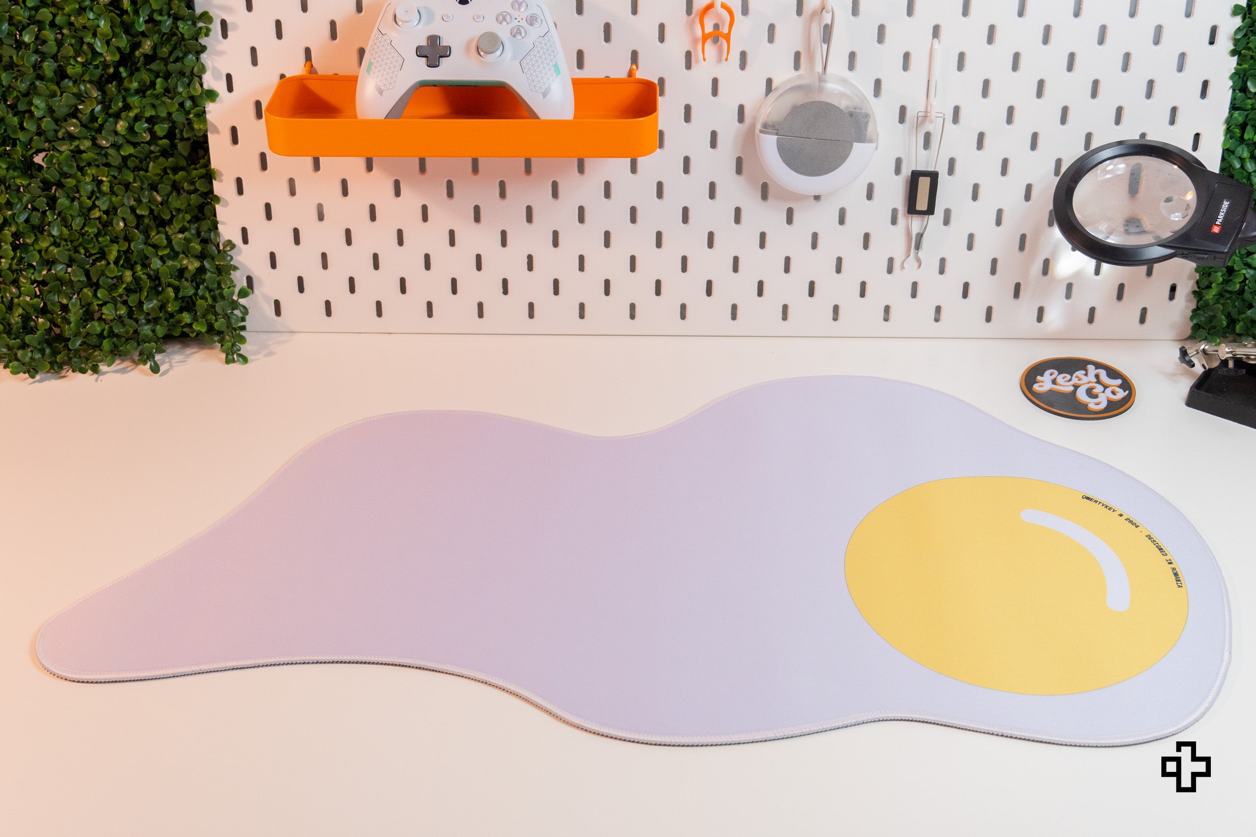 Deskmat Souris QwertyKey Oeuf 4mm bords cousus irréguliers