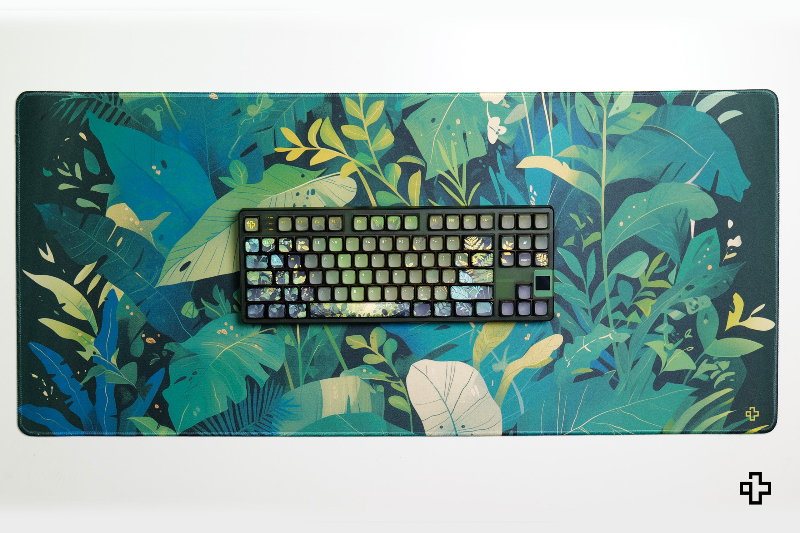 Deskmat Souris QwertyKey Feuille 4mm bords cousus