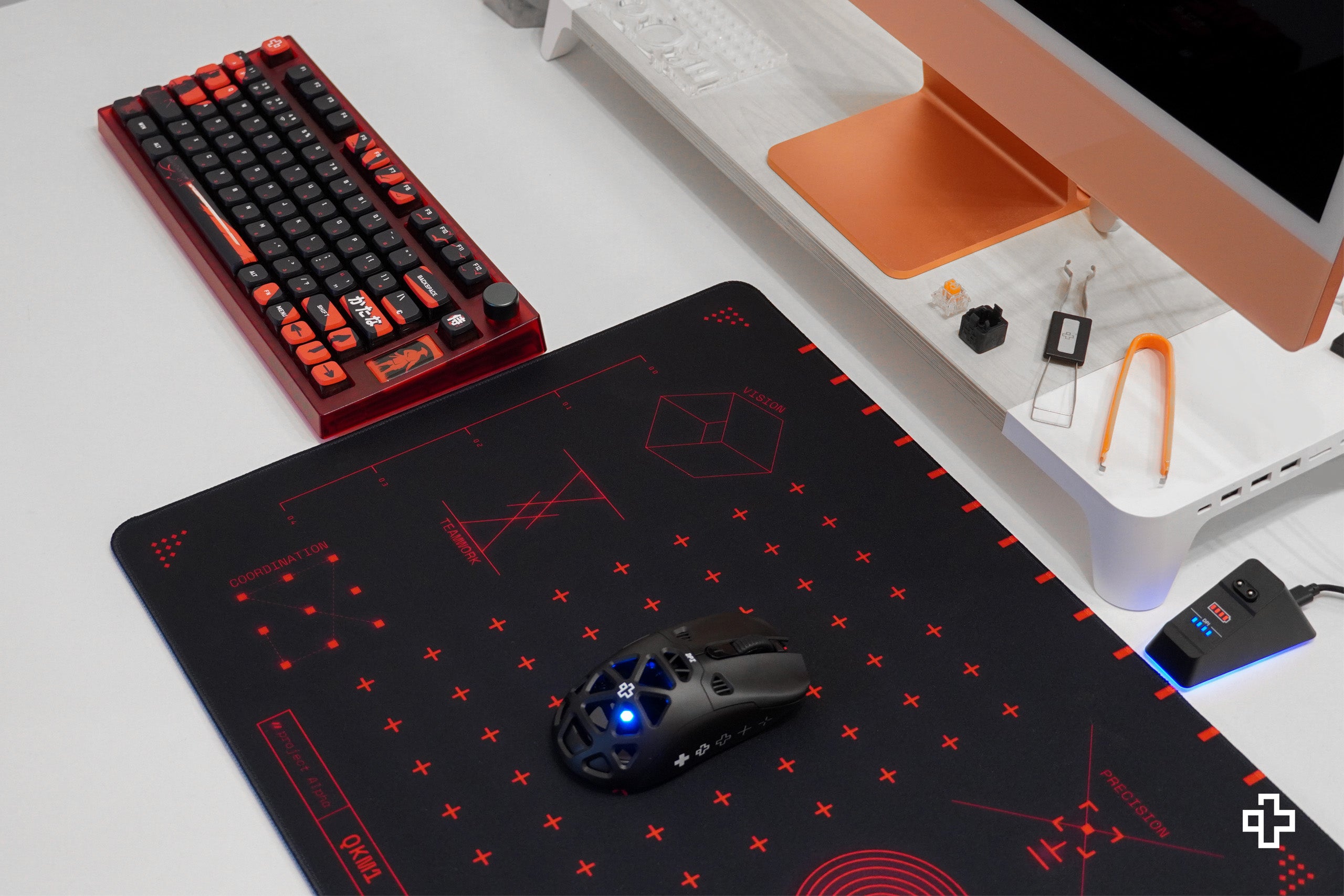 Tapis de souris QwertyKey QKM1 4mm bords cousus gaming