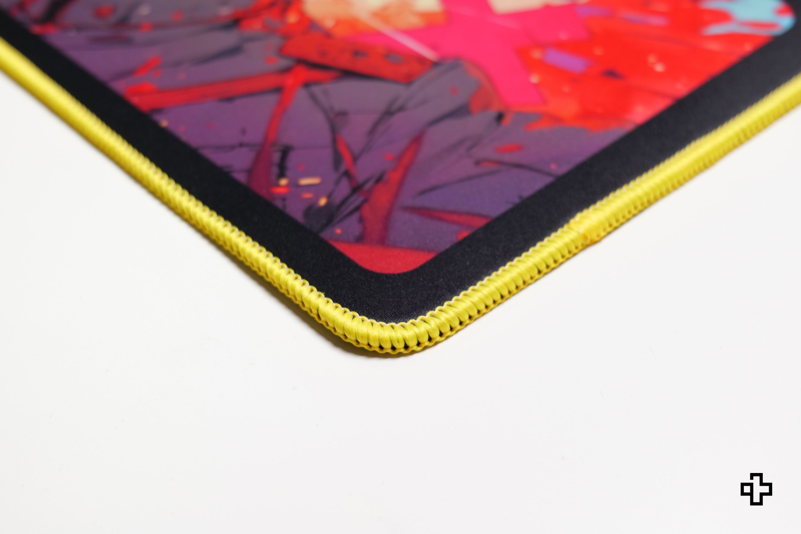 Deskmat Мишка подложка QwertyKey Война 4mm пришити ръбове