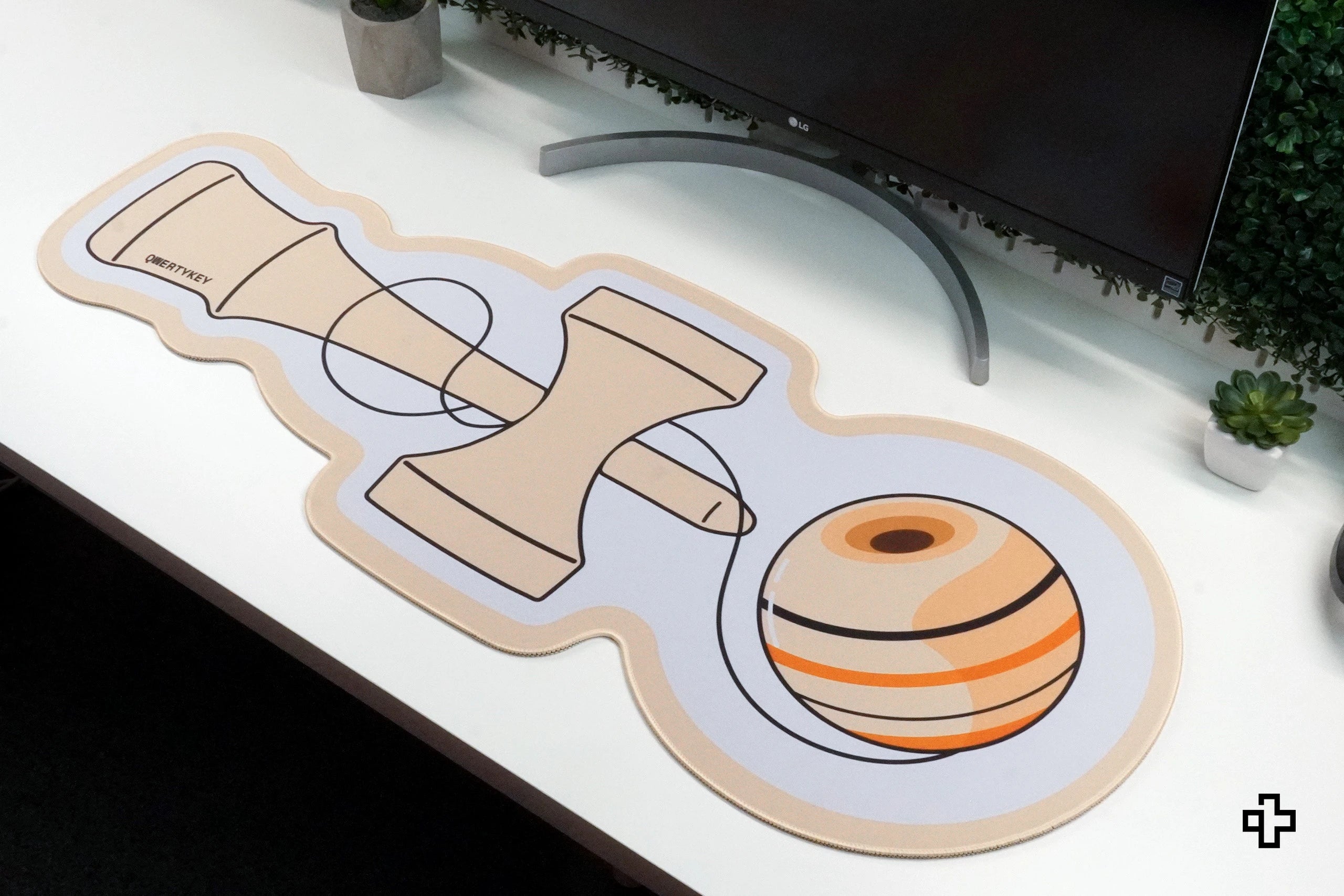 Deskmat Mousepad QwertyKey Kendama 4mm genaaide randen