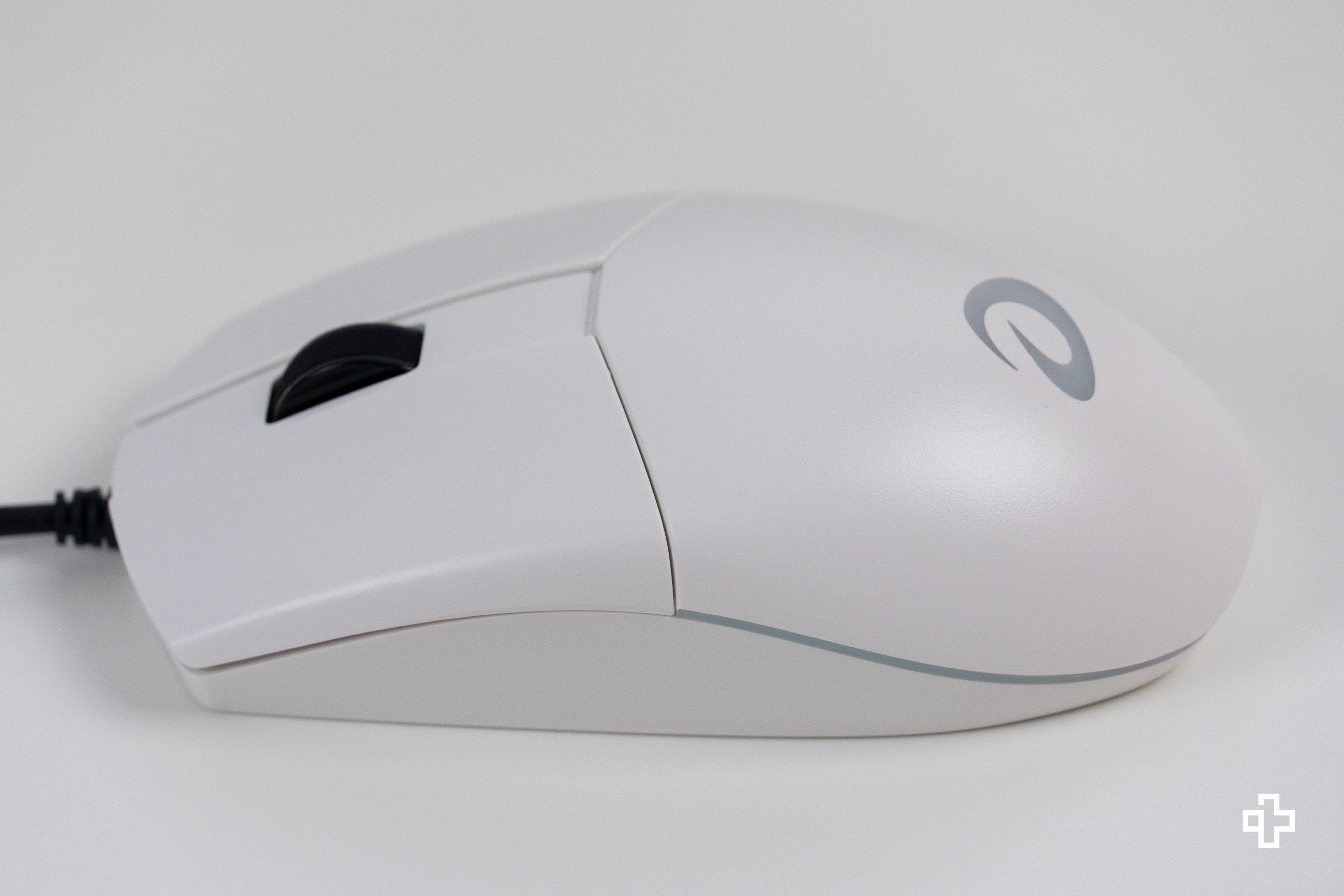 Dareu Maki RGB White
