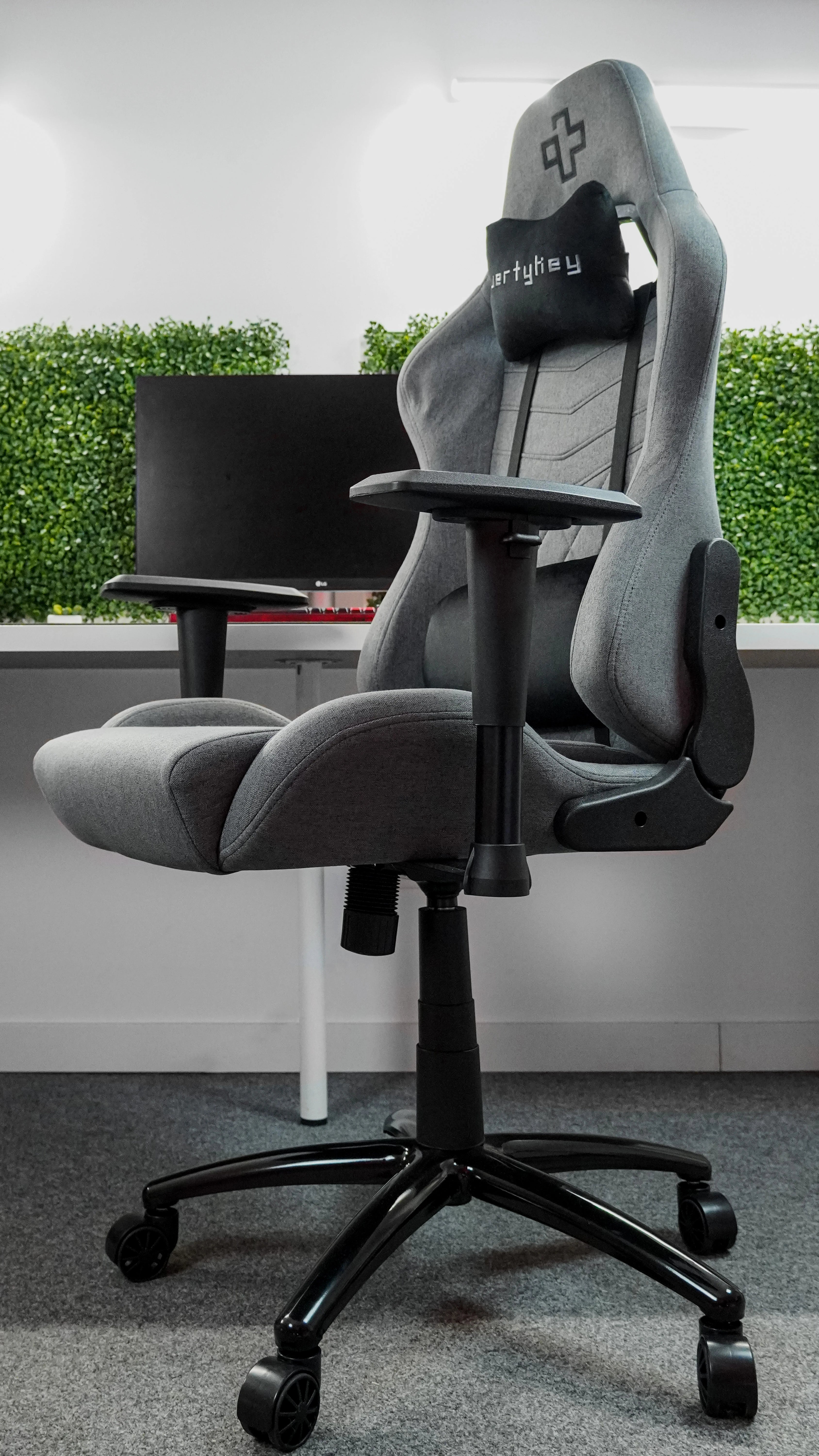 Silla Gaming QwertyKey - QK/ALT, gris