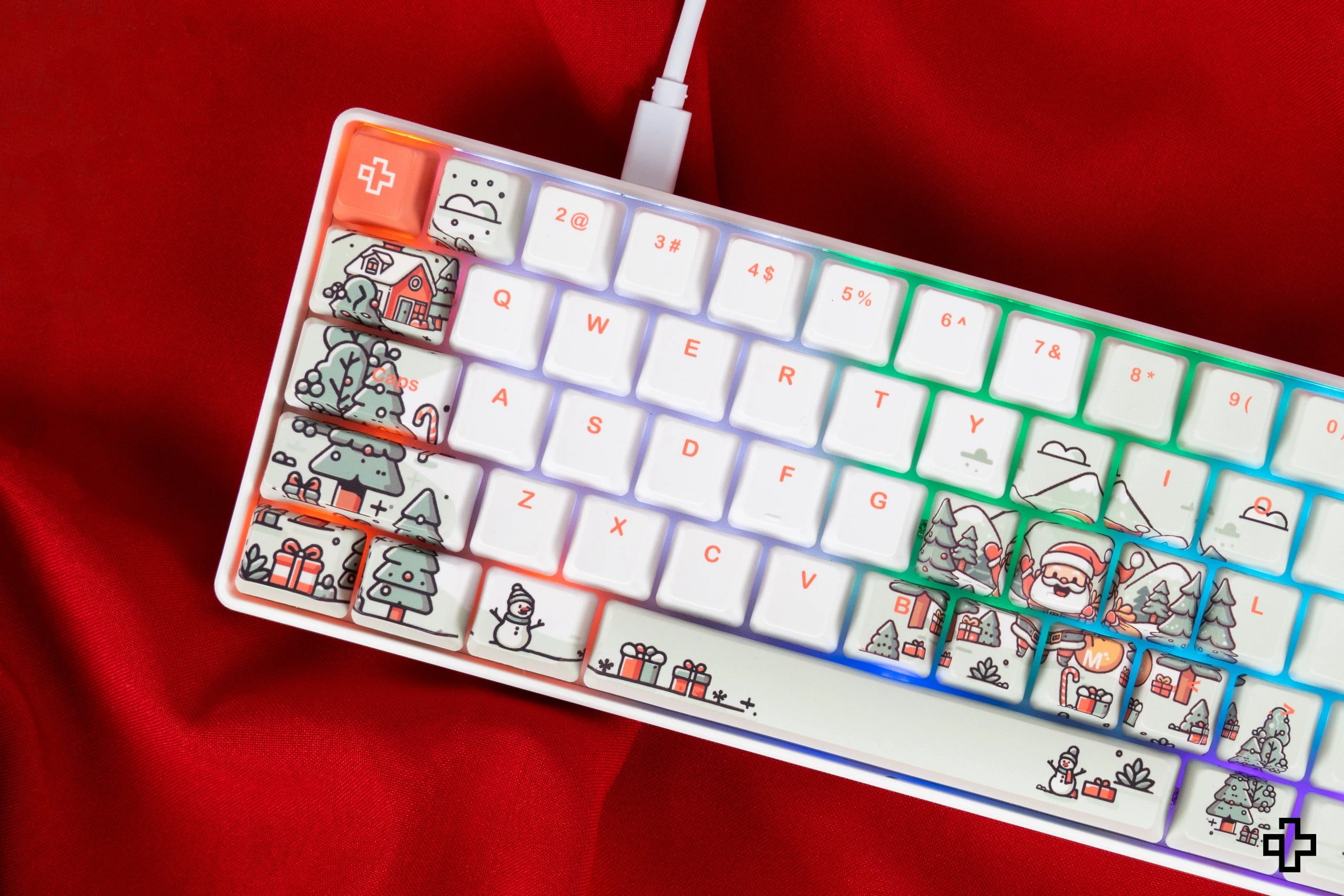 QwertyKey Santa Hotswap Mechanische Tastatur Weihnachten Gaming
