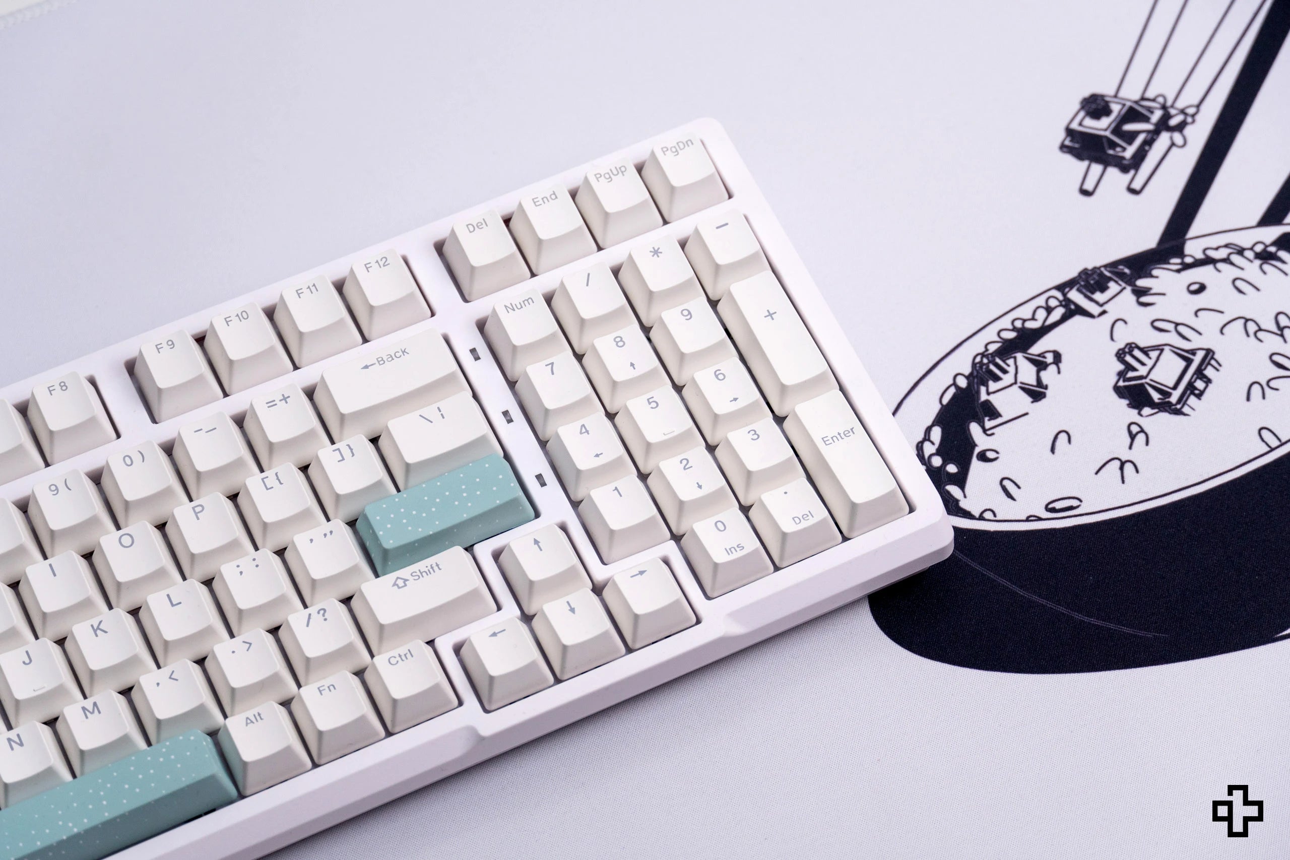 QwertyKey Salt V2 RGB Hotswap Software Mechanische Gaming Tastatur Hotswap