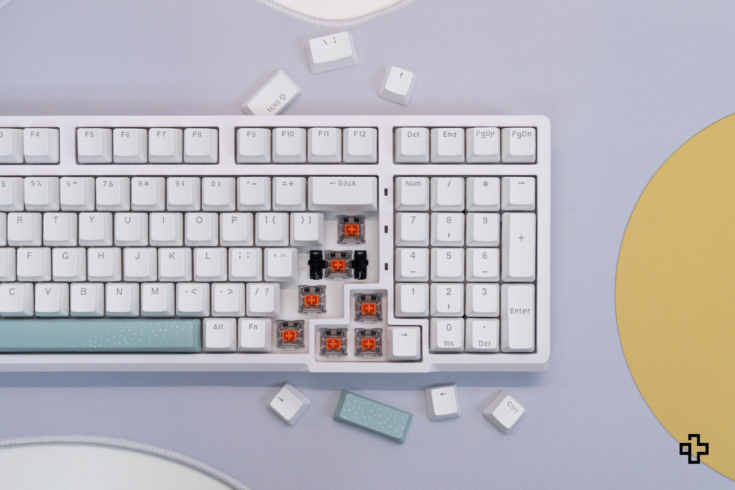 QwertyKey Salt V2 RGB Hotswap Software Mechanische Gaming Tastatur Hotswap
