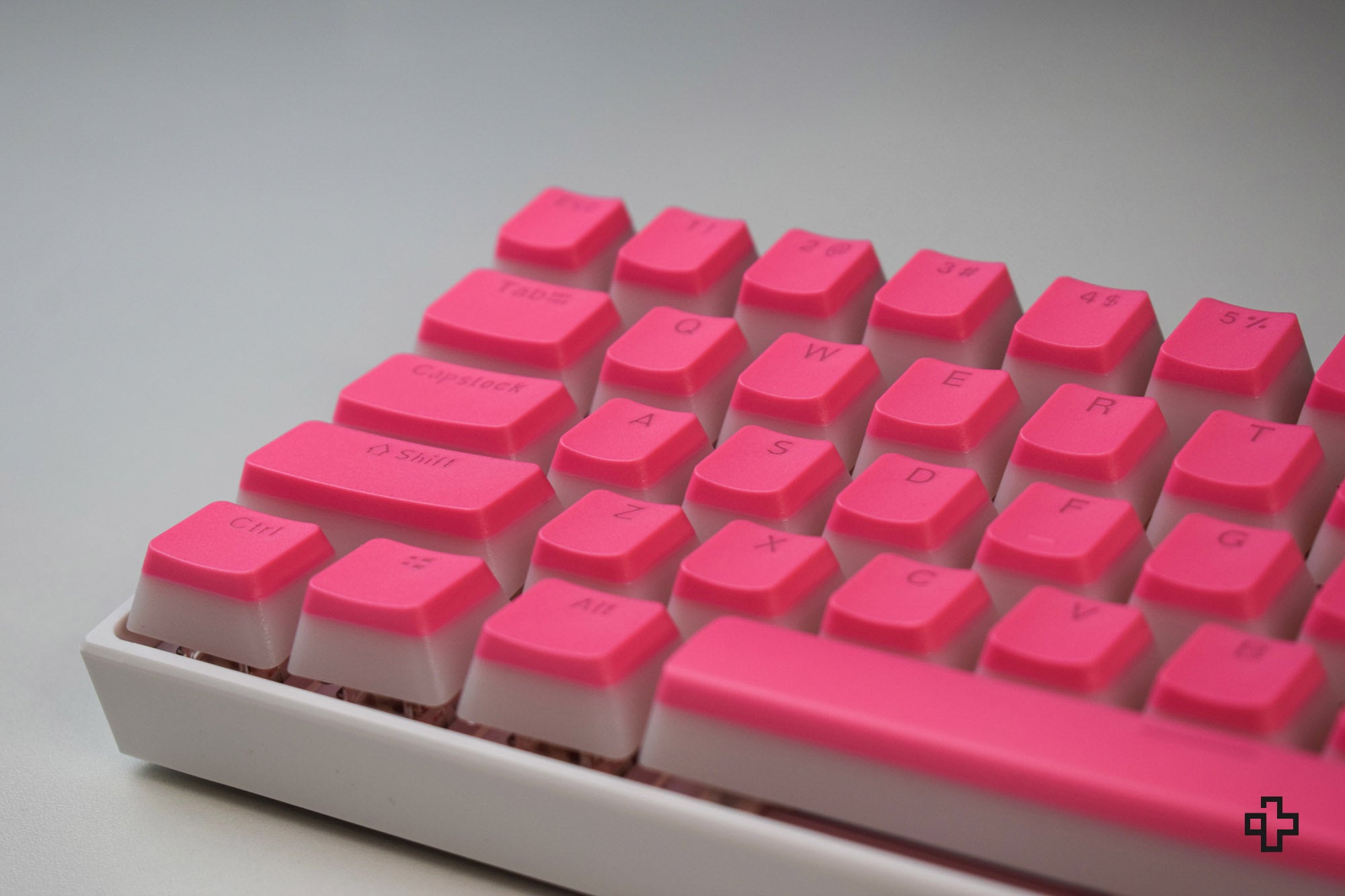 Set Taste Pink Pudding Translucide Profil OEM Material PBT Double Shot - QwertyKey