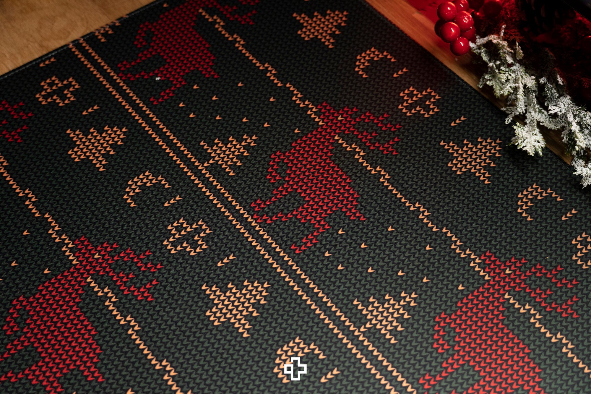 Deskmat Souris QwertyKey Noël 4mm bords cousus