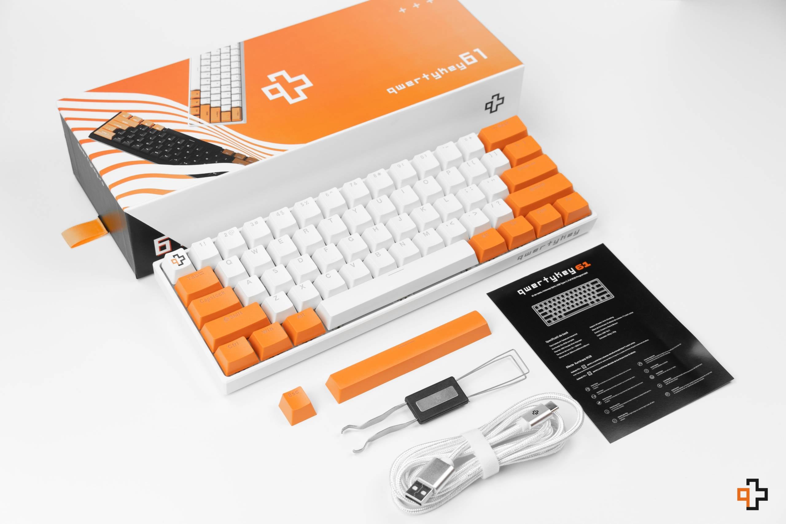 QwertyKey61 Hotswap RGB Tastatura Mecanica Gaming - QwertyKey