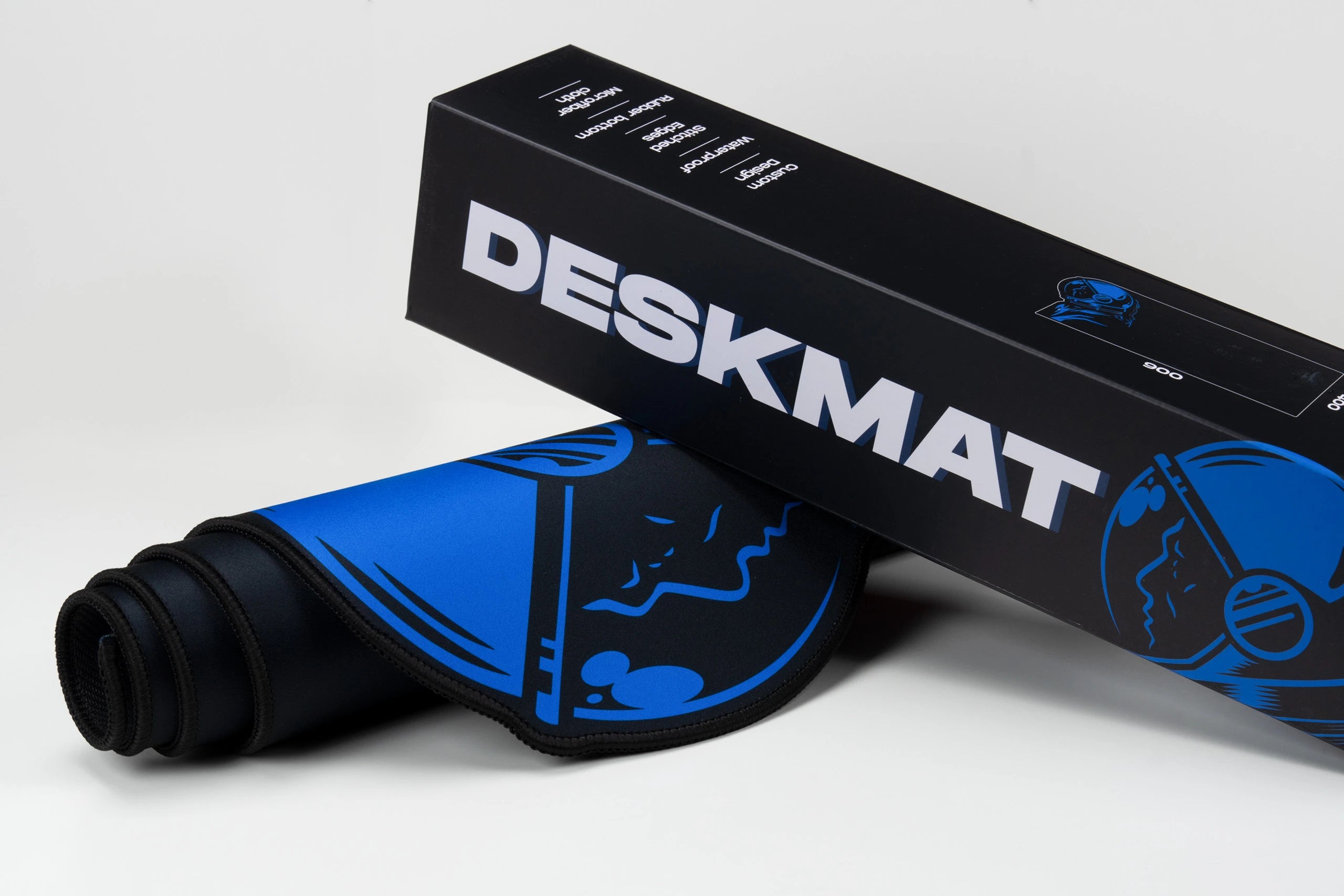 Deskmat Mousepad QwertyKey Spaceman Neregulat 4mm márgenes cosidos