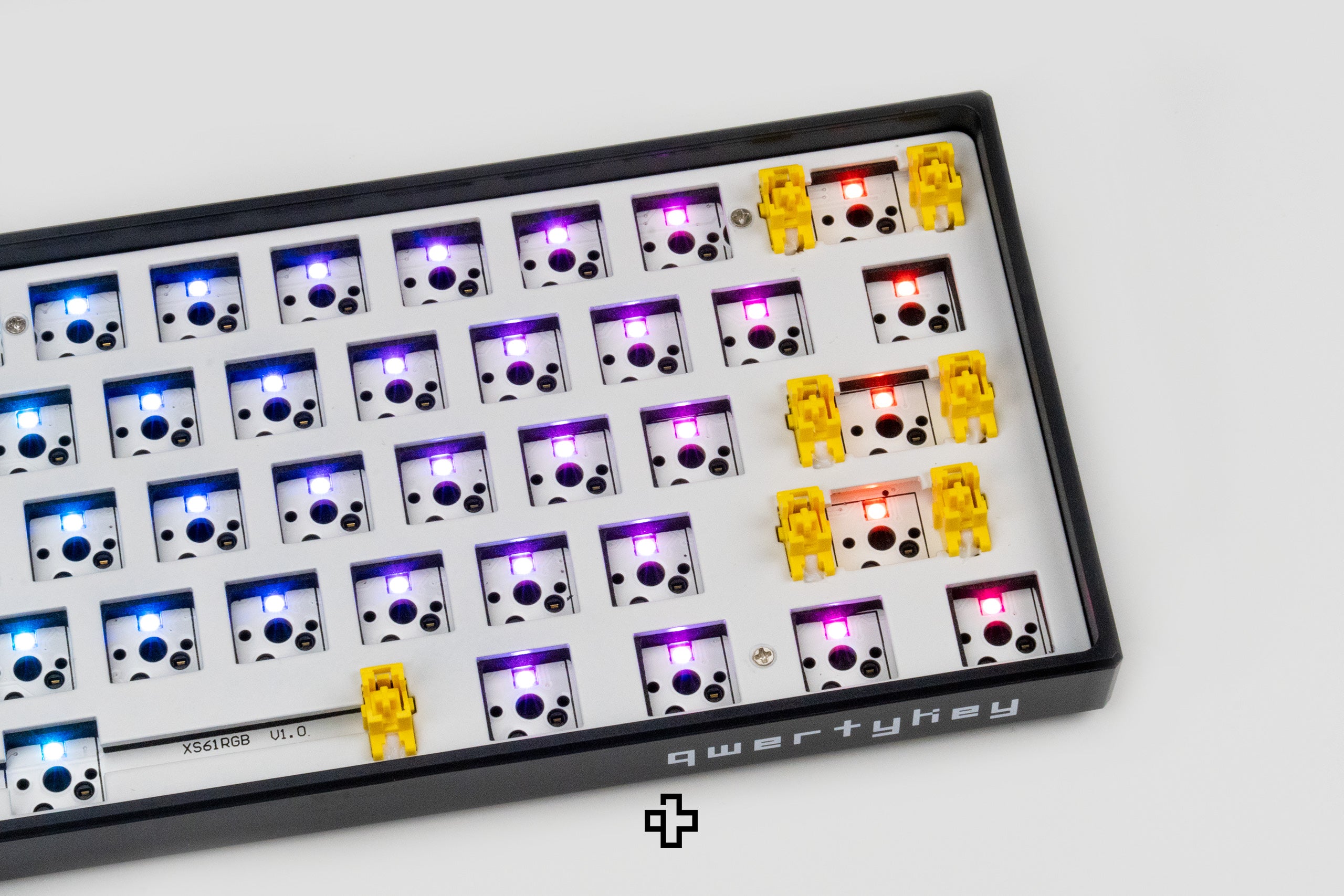 Kit QwertyKey Schwarz 61 Mechanische Gaming-Tastatur