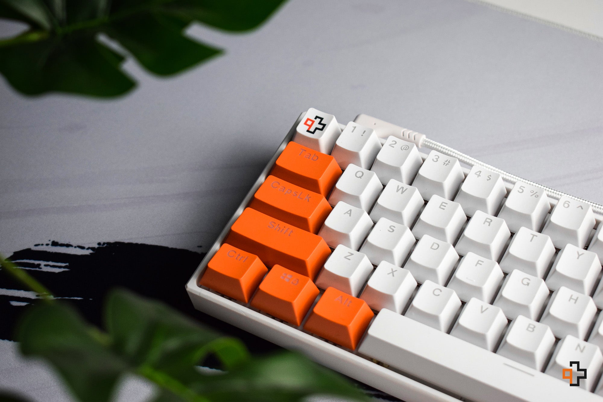 QwertyKey61 Hotswap RGB Tastatura Mecanica Gaming - QwertyKey