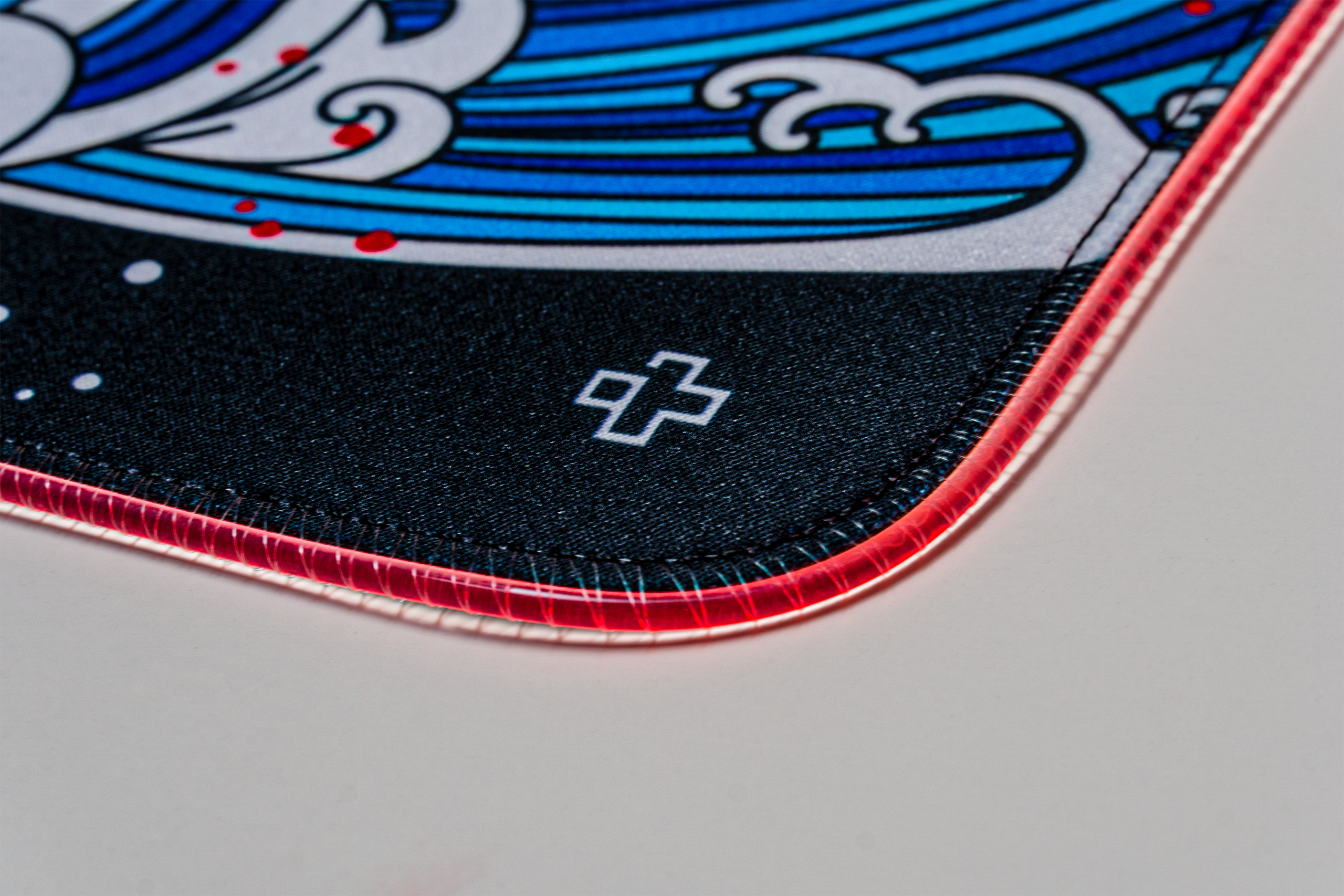 Deskmat Tapis de souris QwertyKey RVB VagueJaponaise 4mm margini cusute