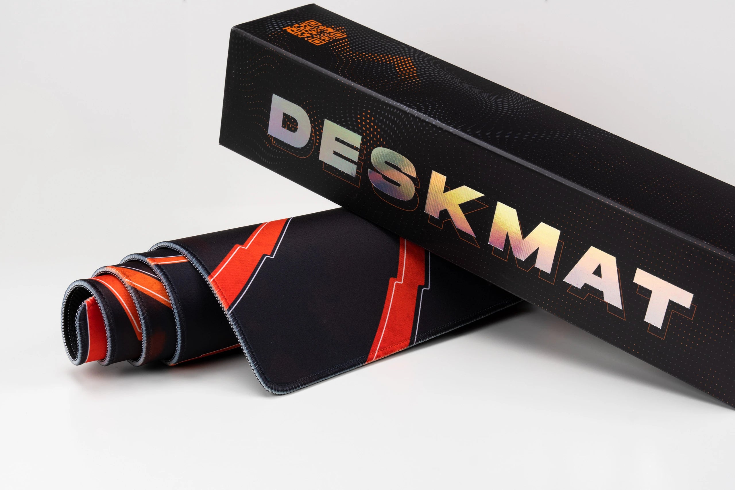Deskmat Souris QwertyKey Hurricane 4mm bords cousus