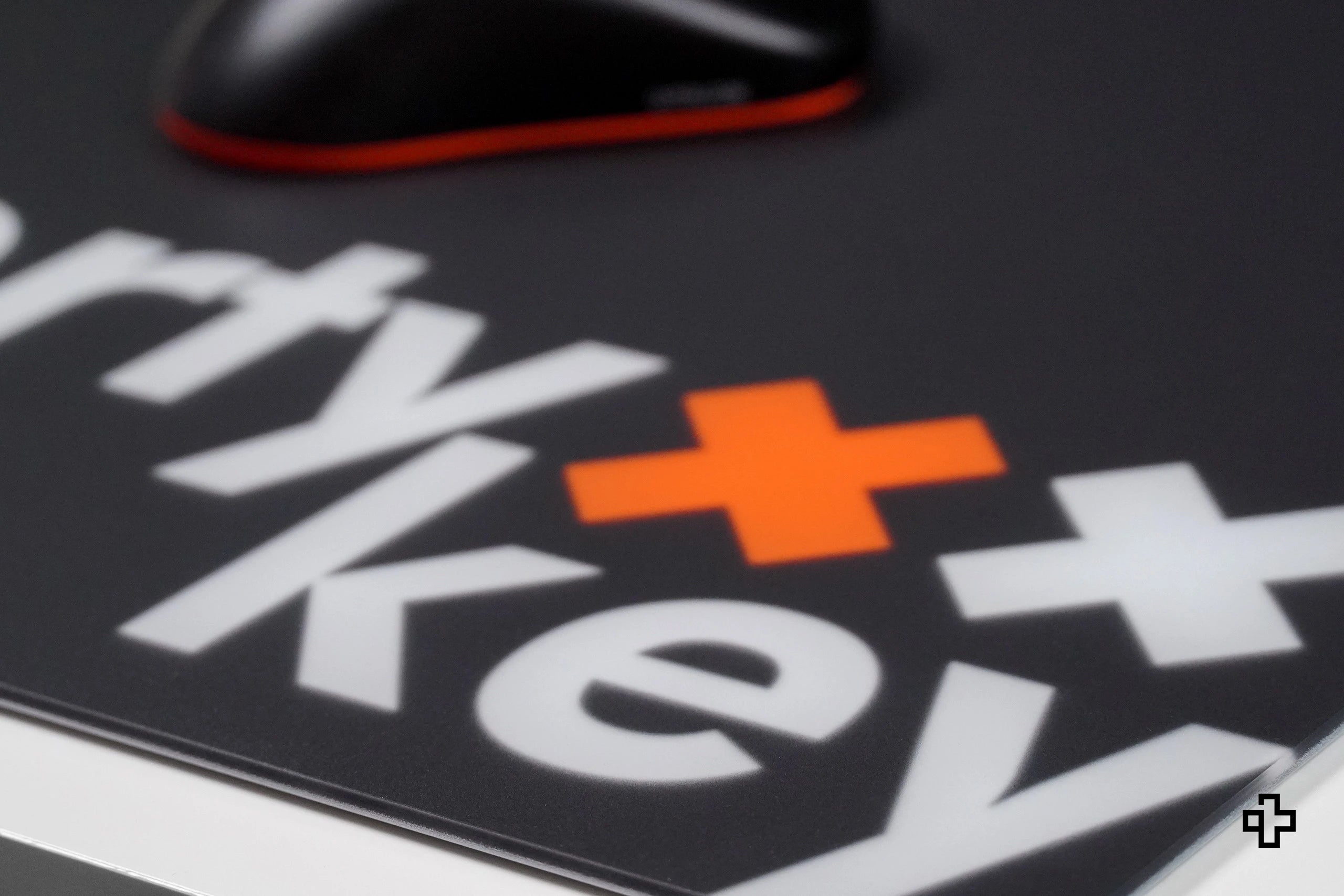 Alfombrilla de Ratón Gaming QwertyKey Esports Cristal 3.2mm Antideslizante TPU