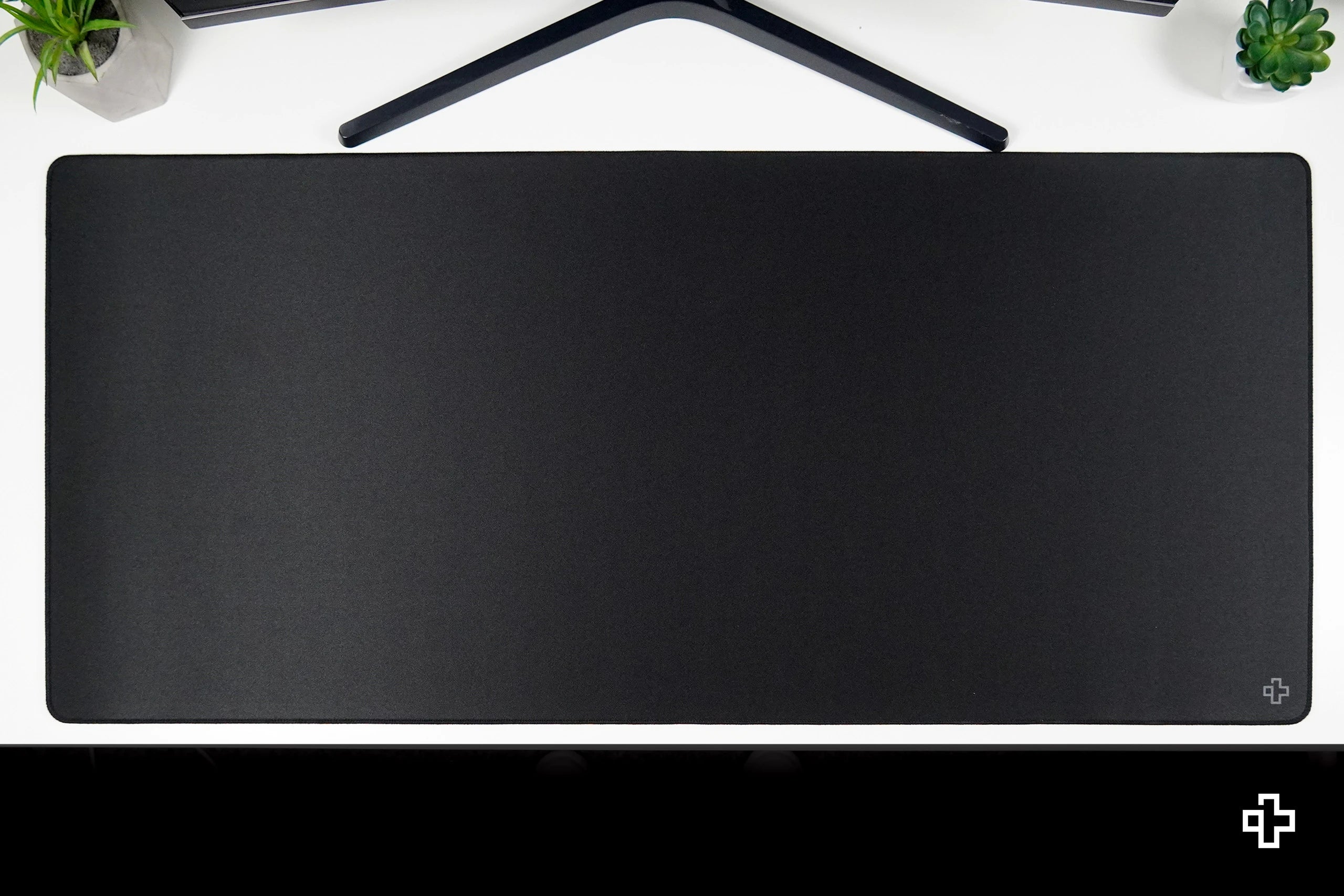 Deskmat Mousepad QwertyKey Nero Classico Semplice 4mm bordi cuciti