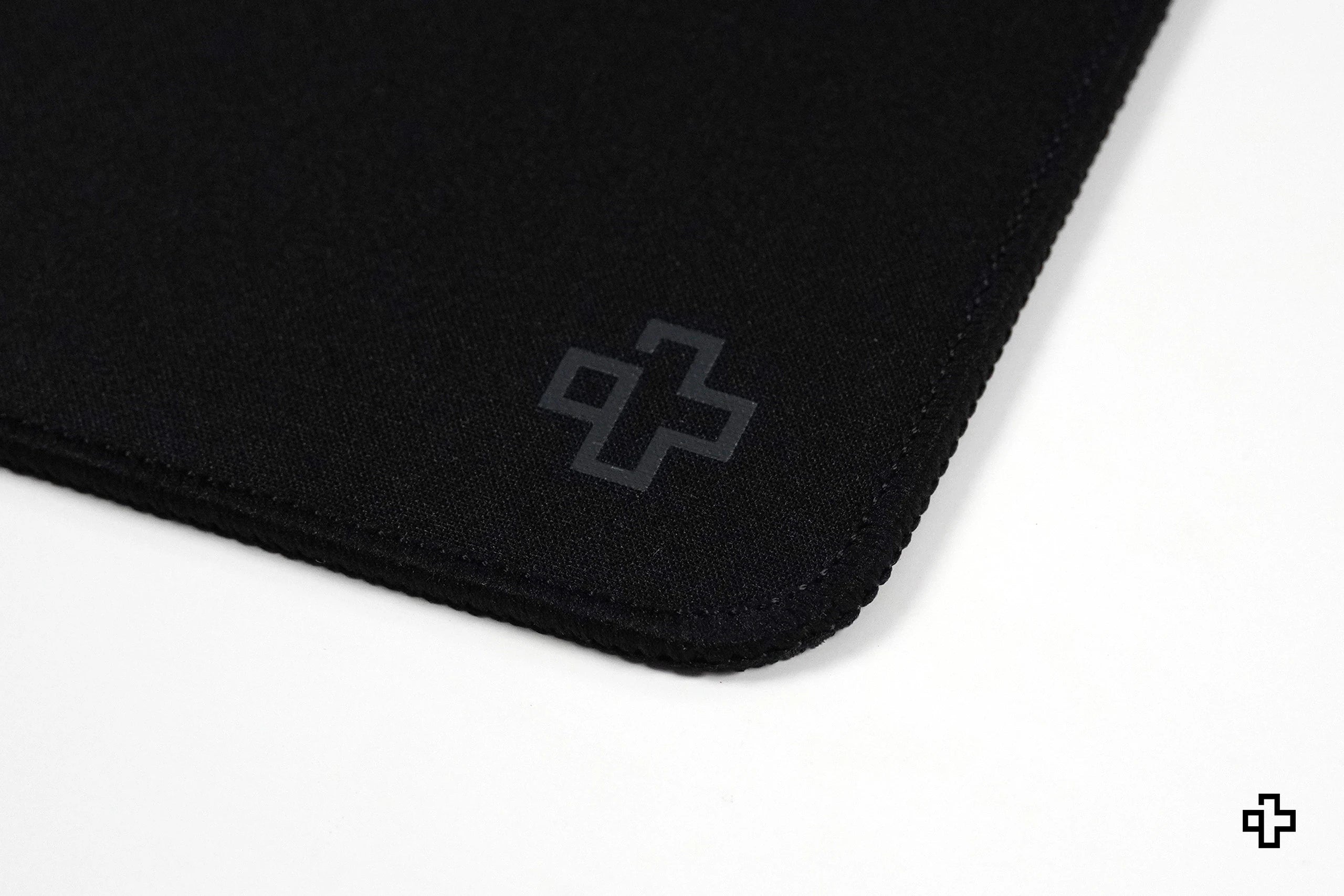 Deskmat Mousepad QwertyKey Nero Classico Semplice 4mm bordi cuciti