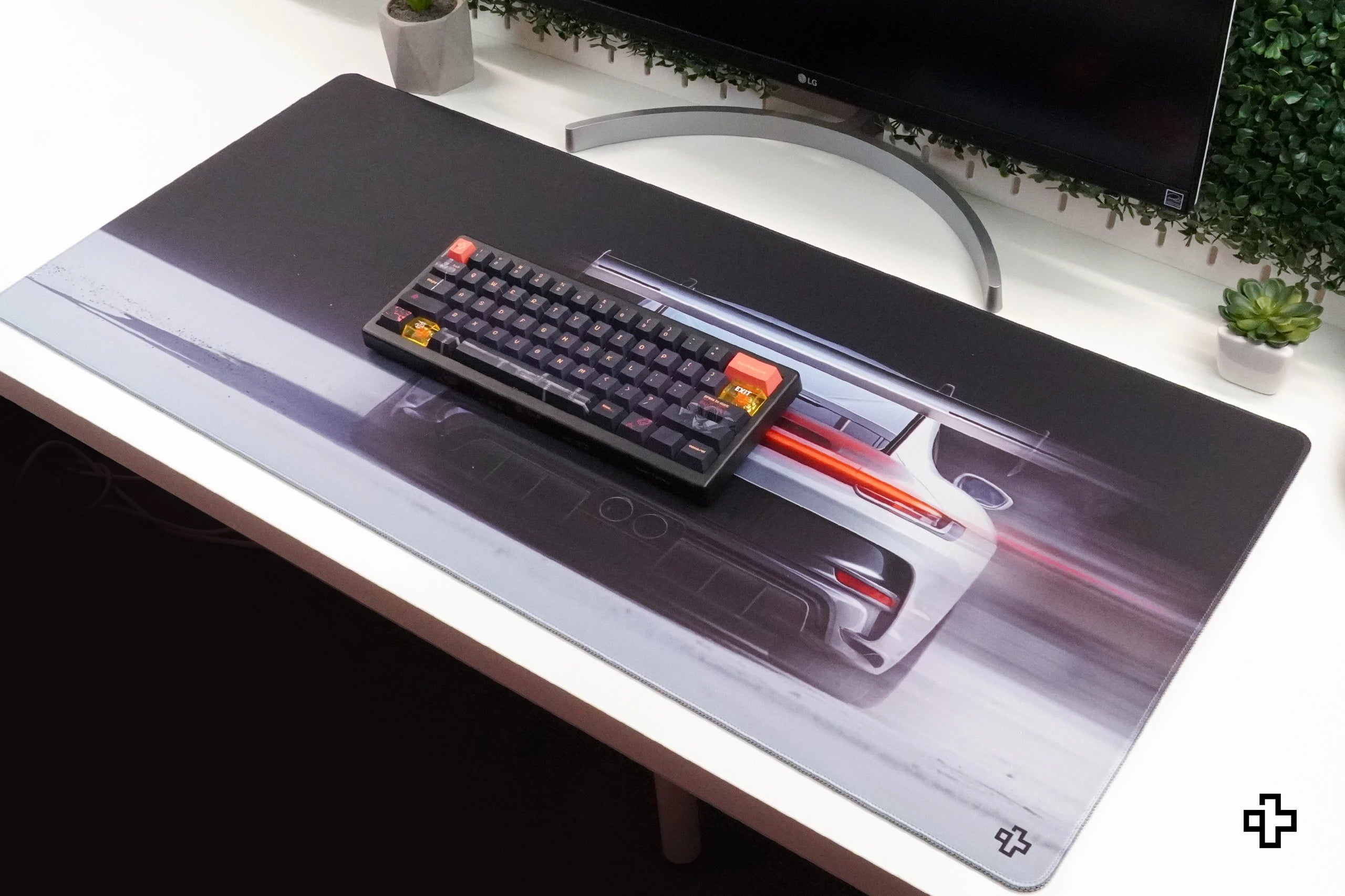 Deskmat Mousepad QwertyKey Auto GT 4mm genaaide randen