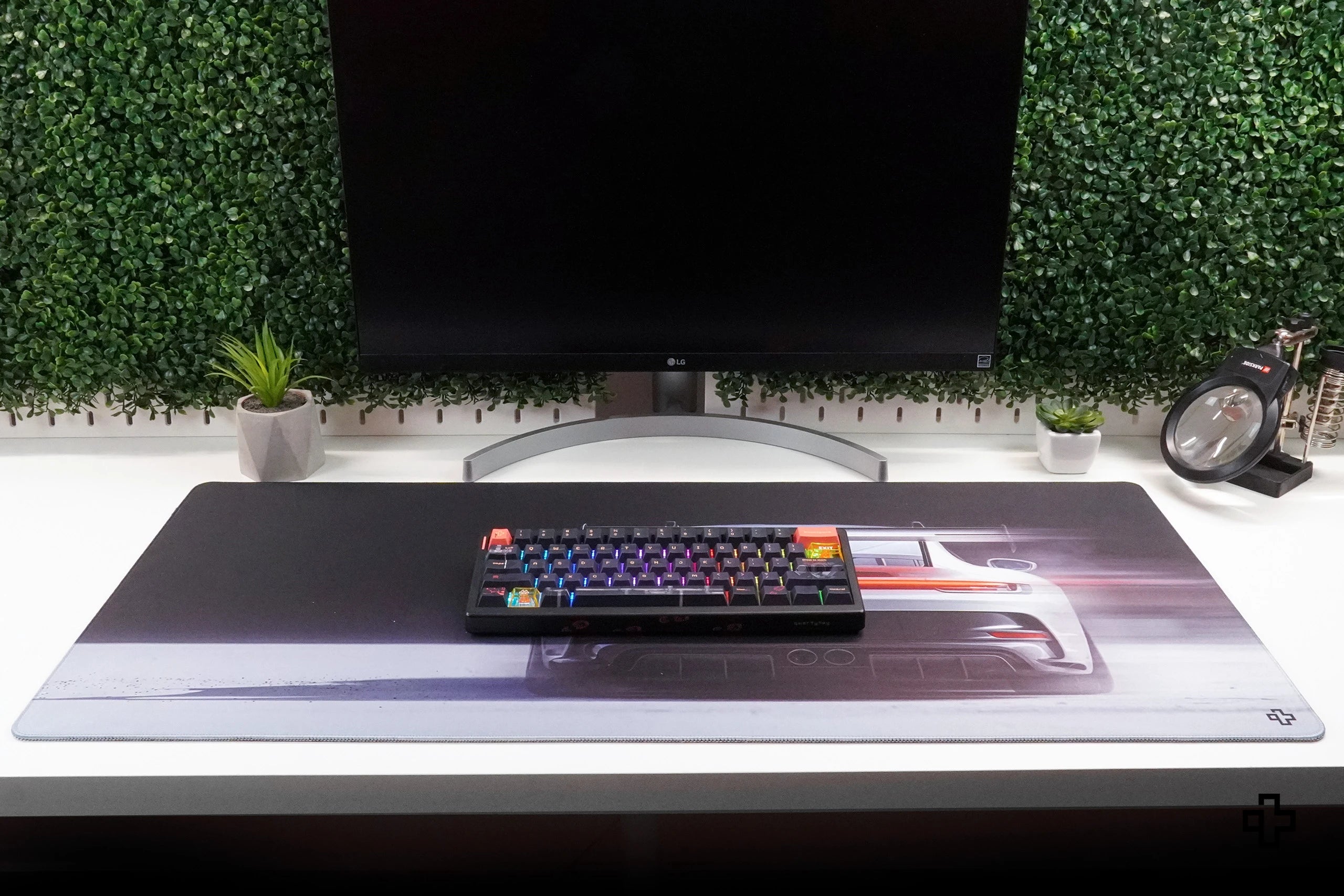 Deskmat Mousepad QwertyKey Auto GT 4mm genaaide randen