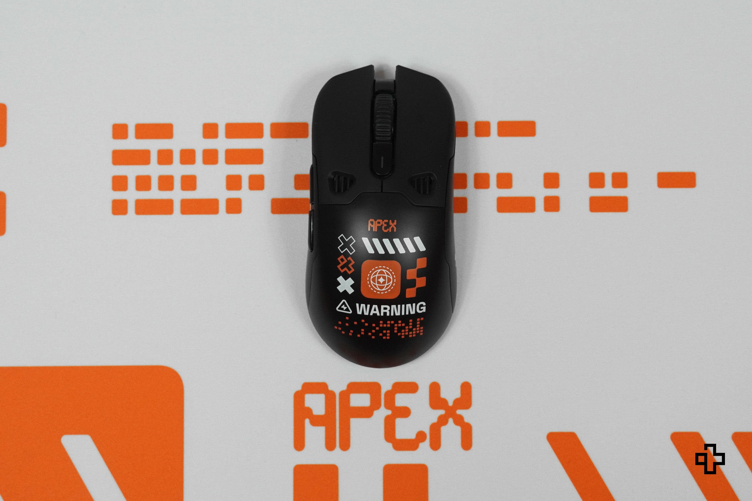 Couverture Souris QKM1 Apex