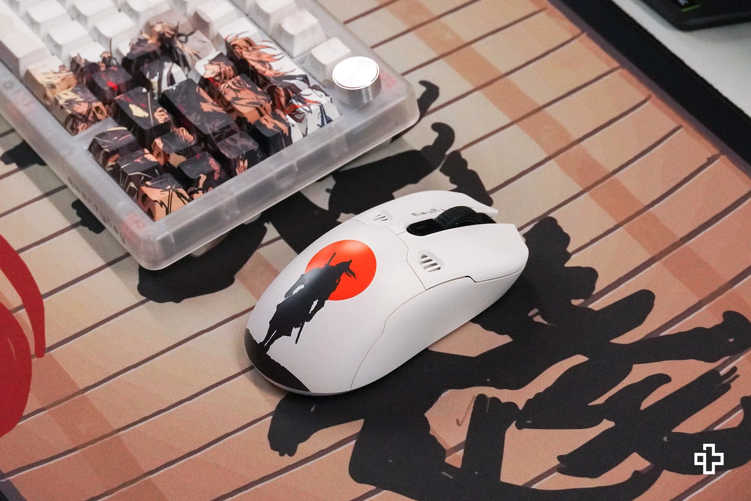 Souris de protection QKM1 Striker Blanc