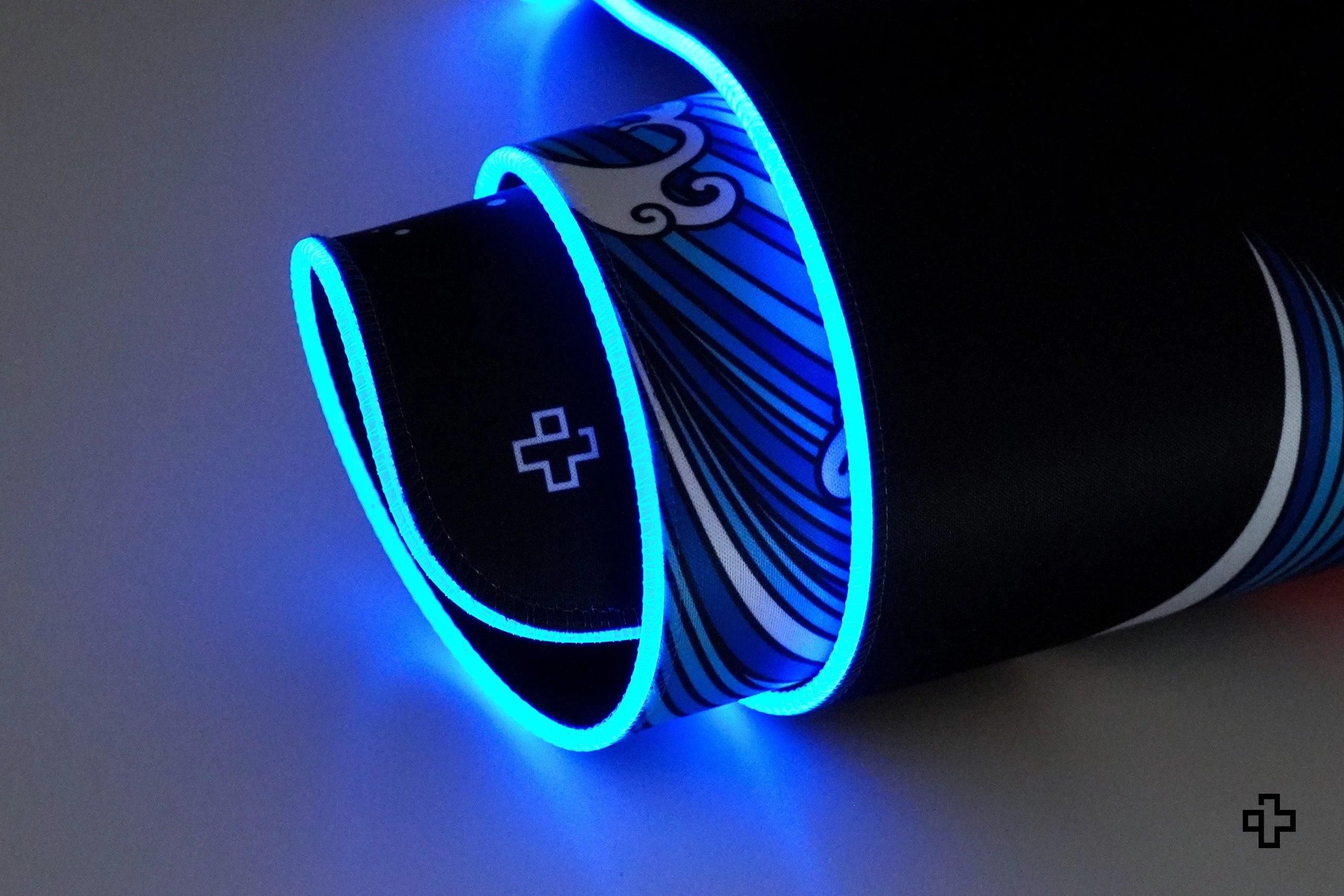 Deskmat Mousepad QwertyKey RGB JapanWave 4mm bordes cosidos