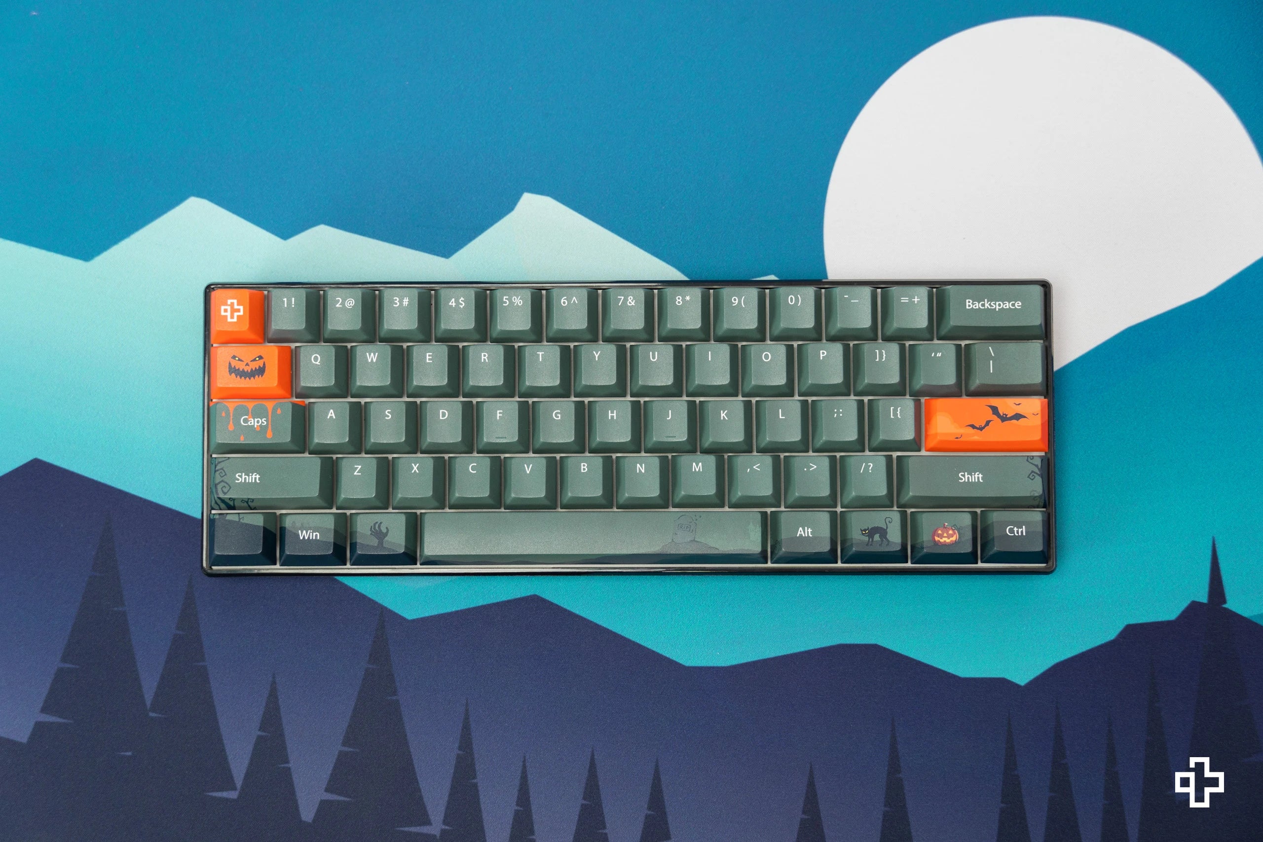 QwertyKey Halloween LIMITED EDITION key set Cherry profile Material PBT