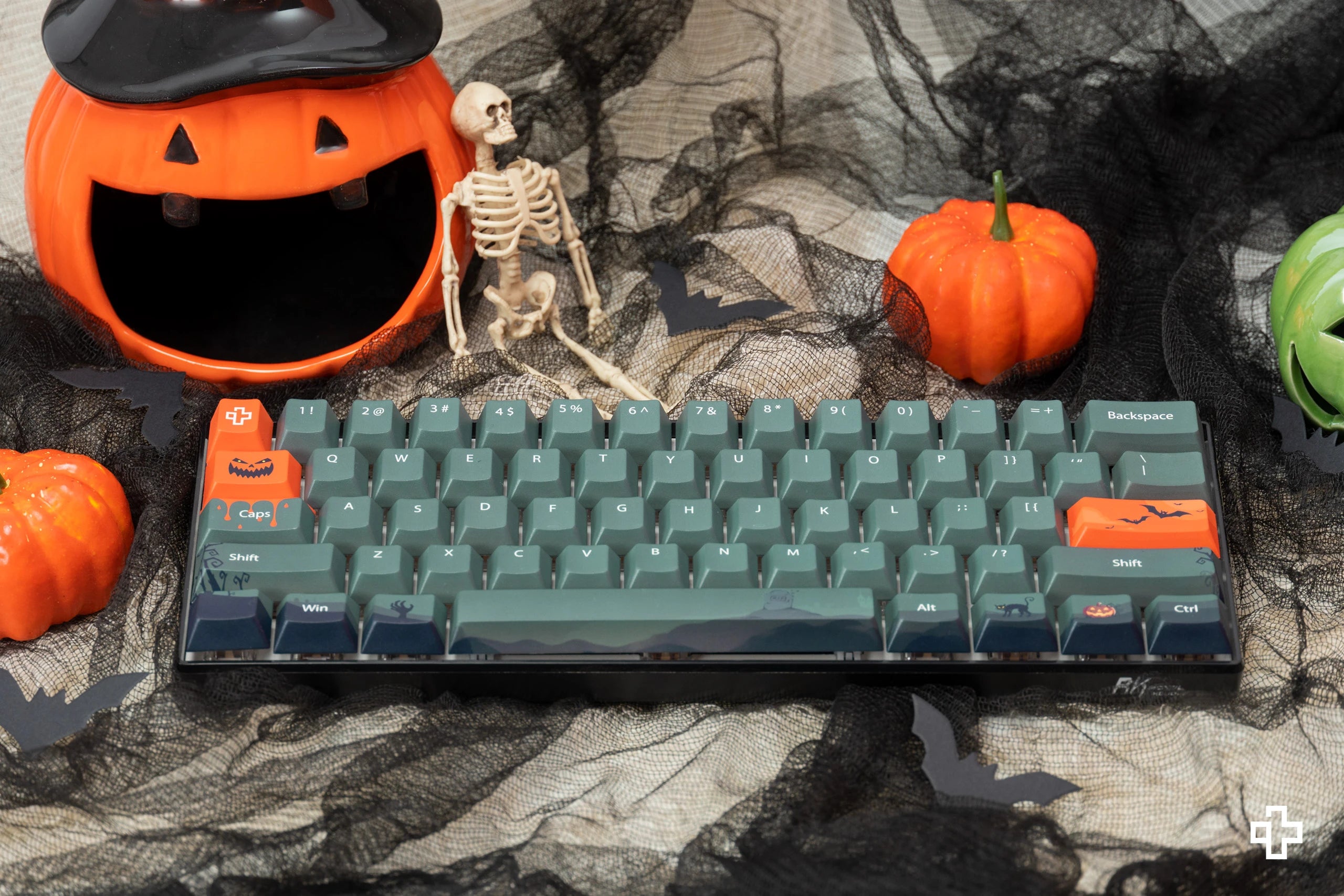 QwertyKey Halloween LIMITED EDITION key set Cherry profile Material PBT