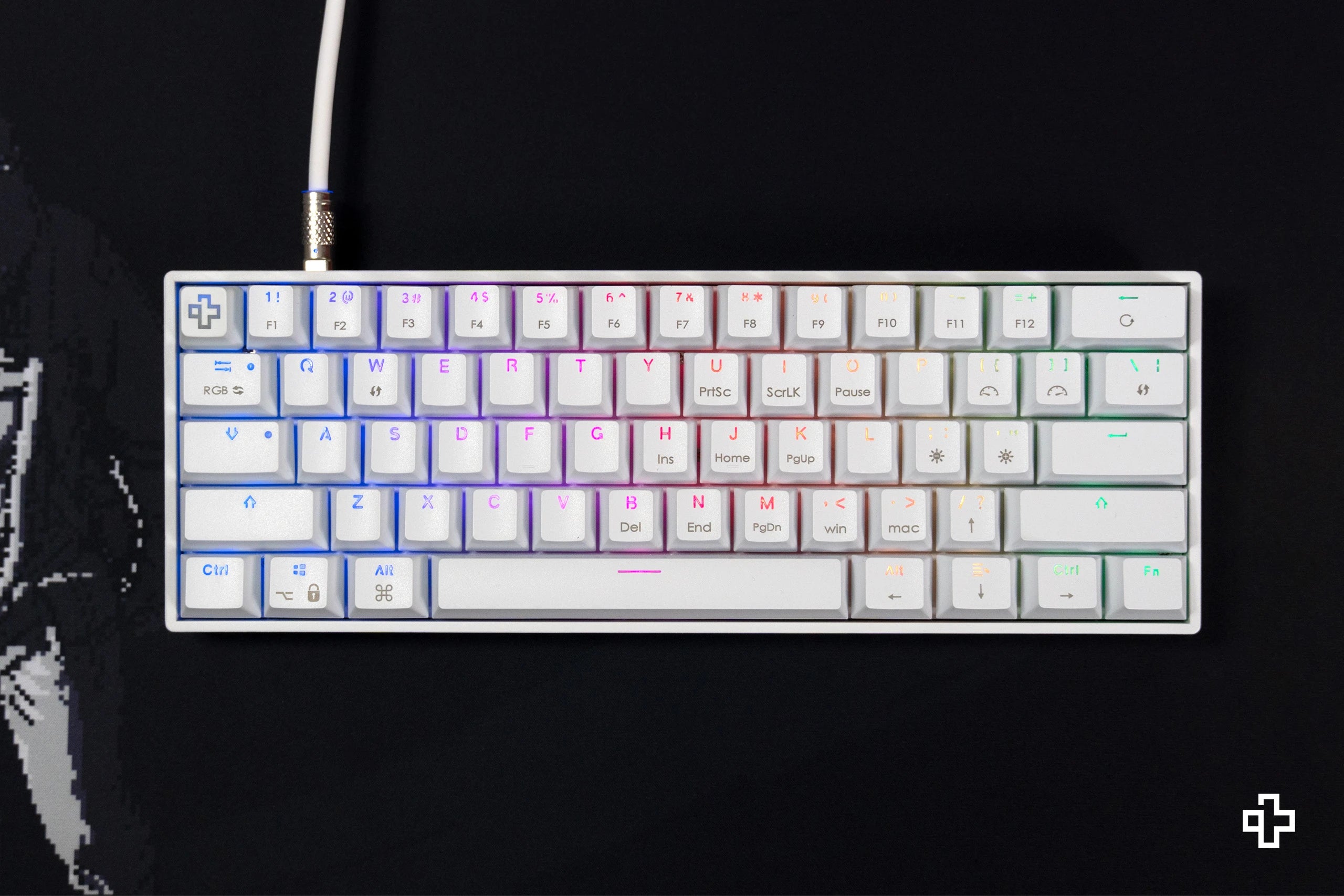 QwertyKey H61 Split Alba Hotswap RGB Tastatura Meccanica Gaming