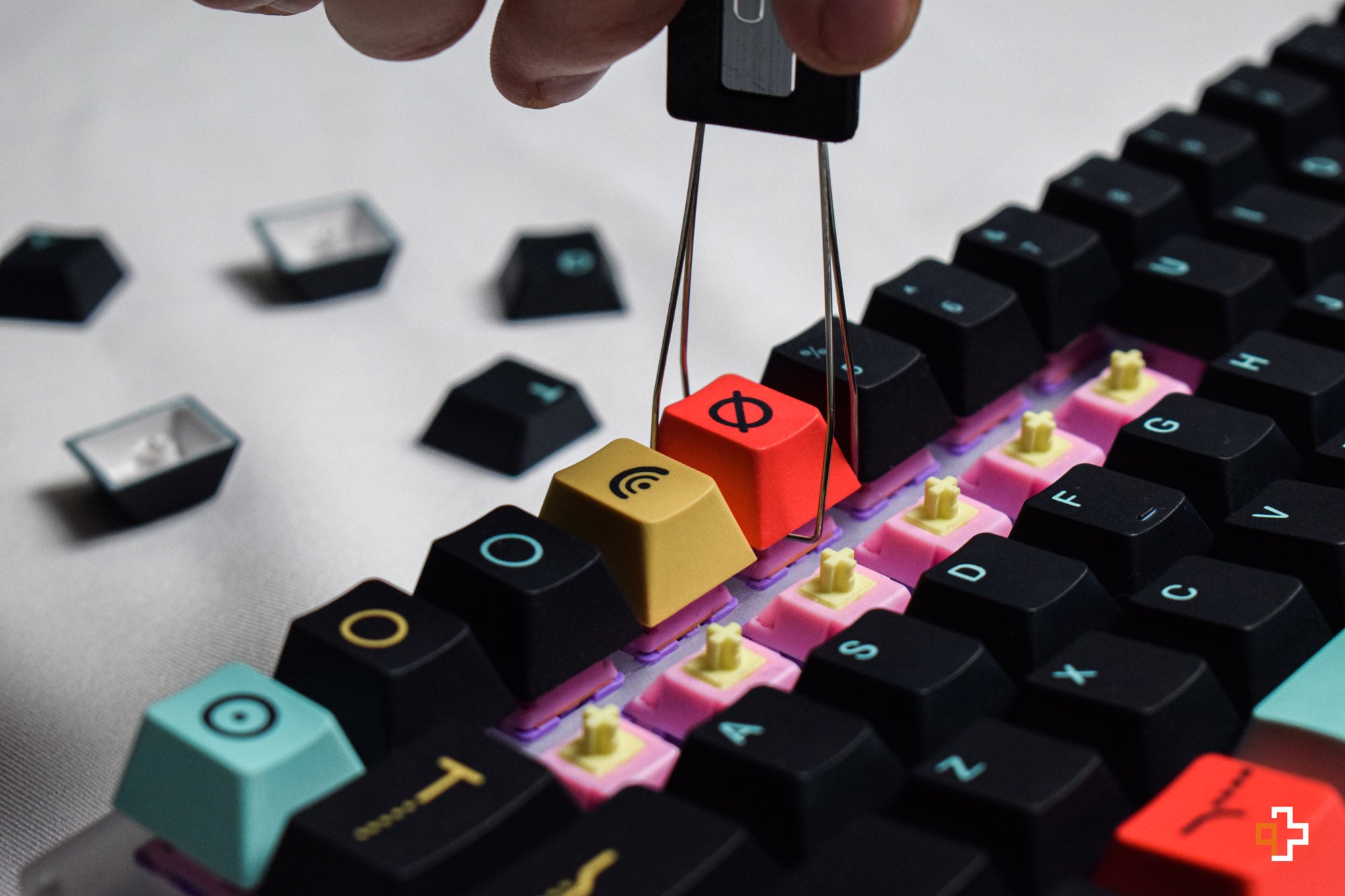 Keycap/Switch puller - QwertyKey