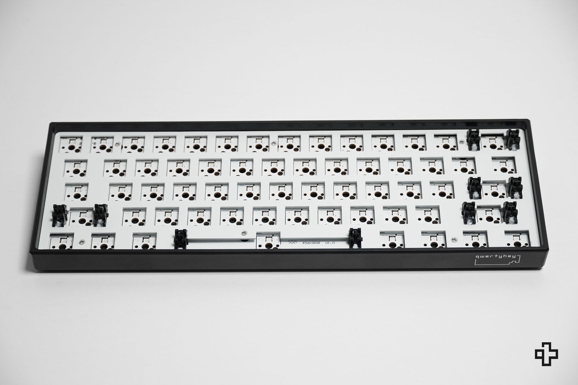 Kit QwertyKey Negru 61 Tastatura Mecanica - QwertyKey