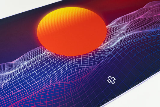 Deskmat Mousepad QwertyKey RGB CyberWave 4mm margini cusute - QwertyKey